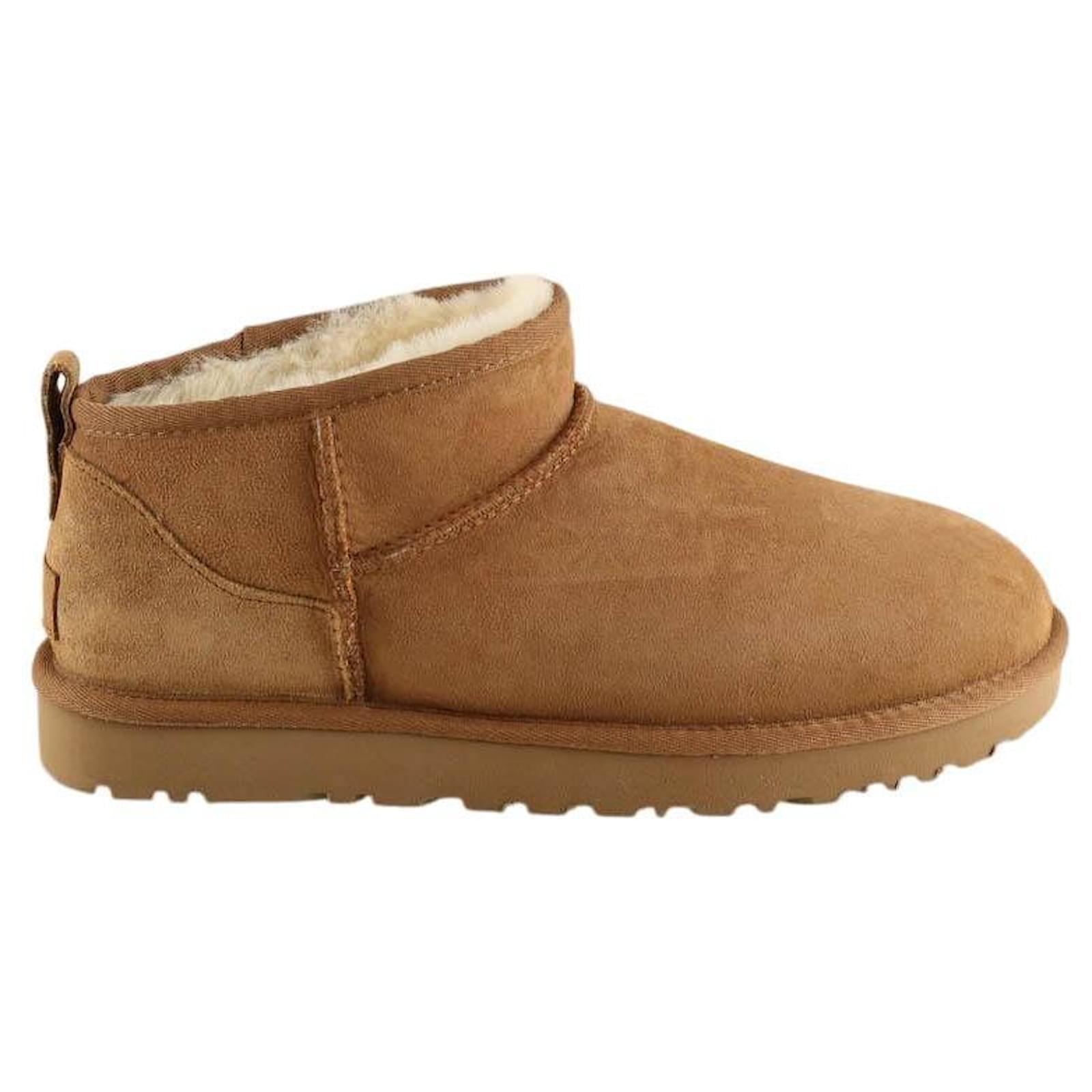Ugg Suede boots Brown Deerskin  ref.2243204