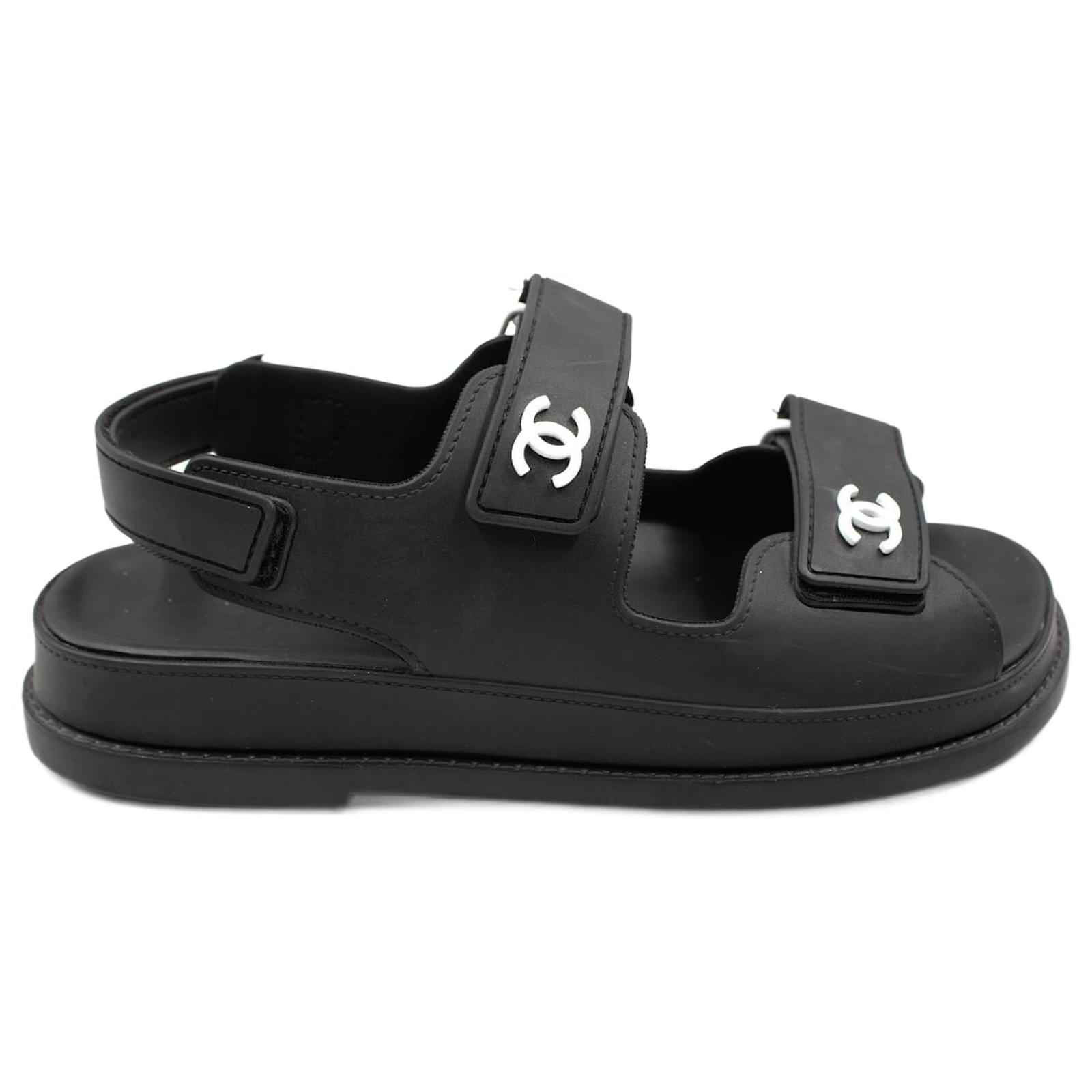 Chanel Sandals Black Rubber  ref.2235970