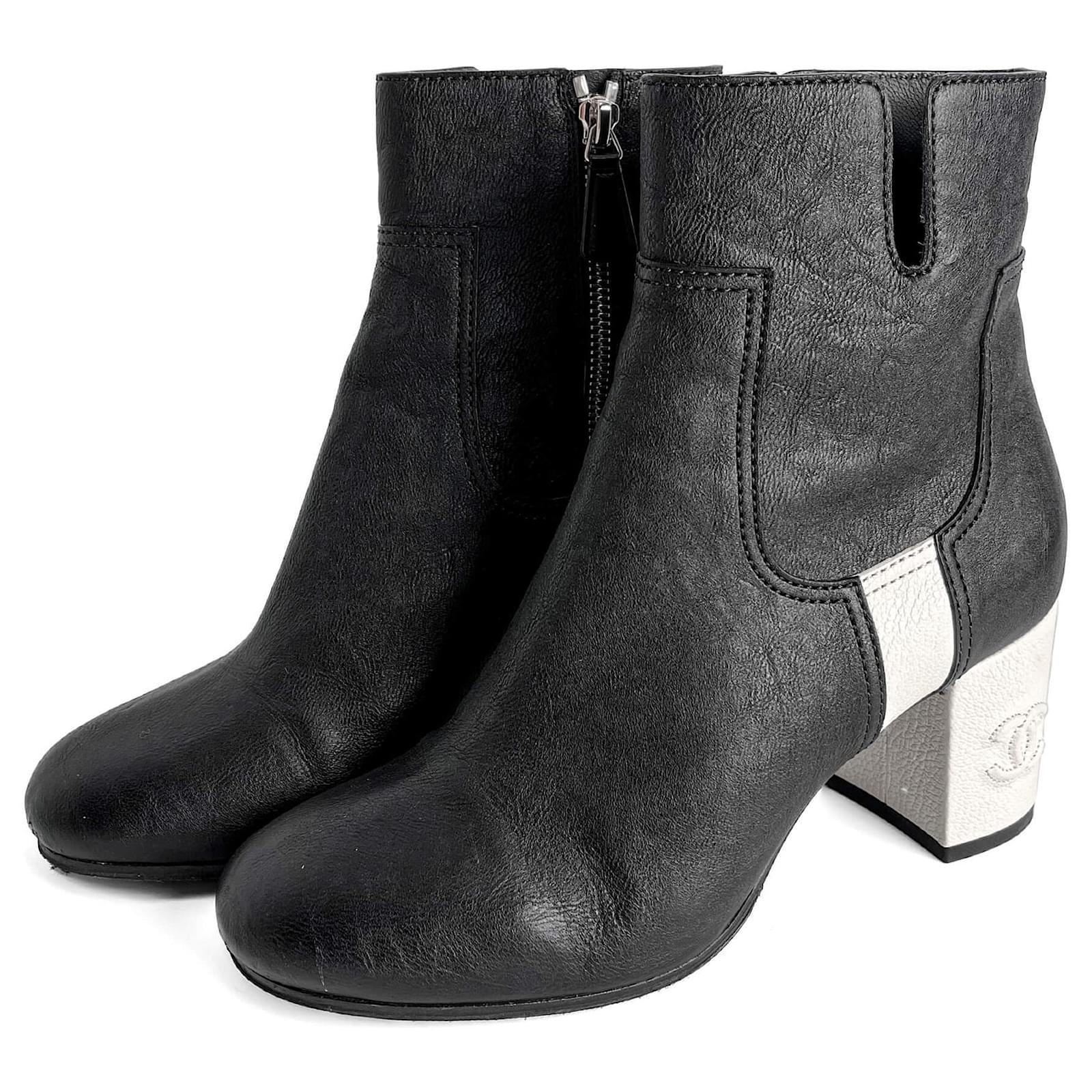 Timeless Chanel CC Goatskin Calfskin Platform Ankle Boots 39 Black & White  ref.2235163