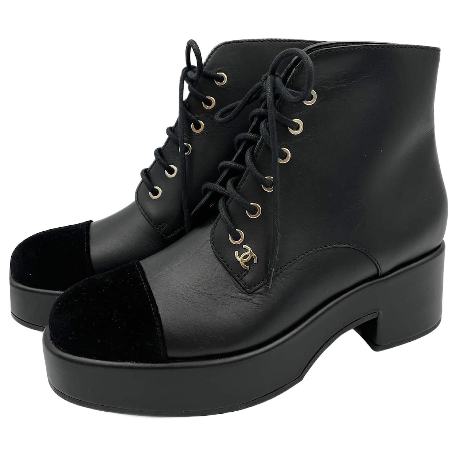 Chanel CC Leather & Velvet Flat Boots 41 Black  ref.2235061
