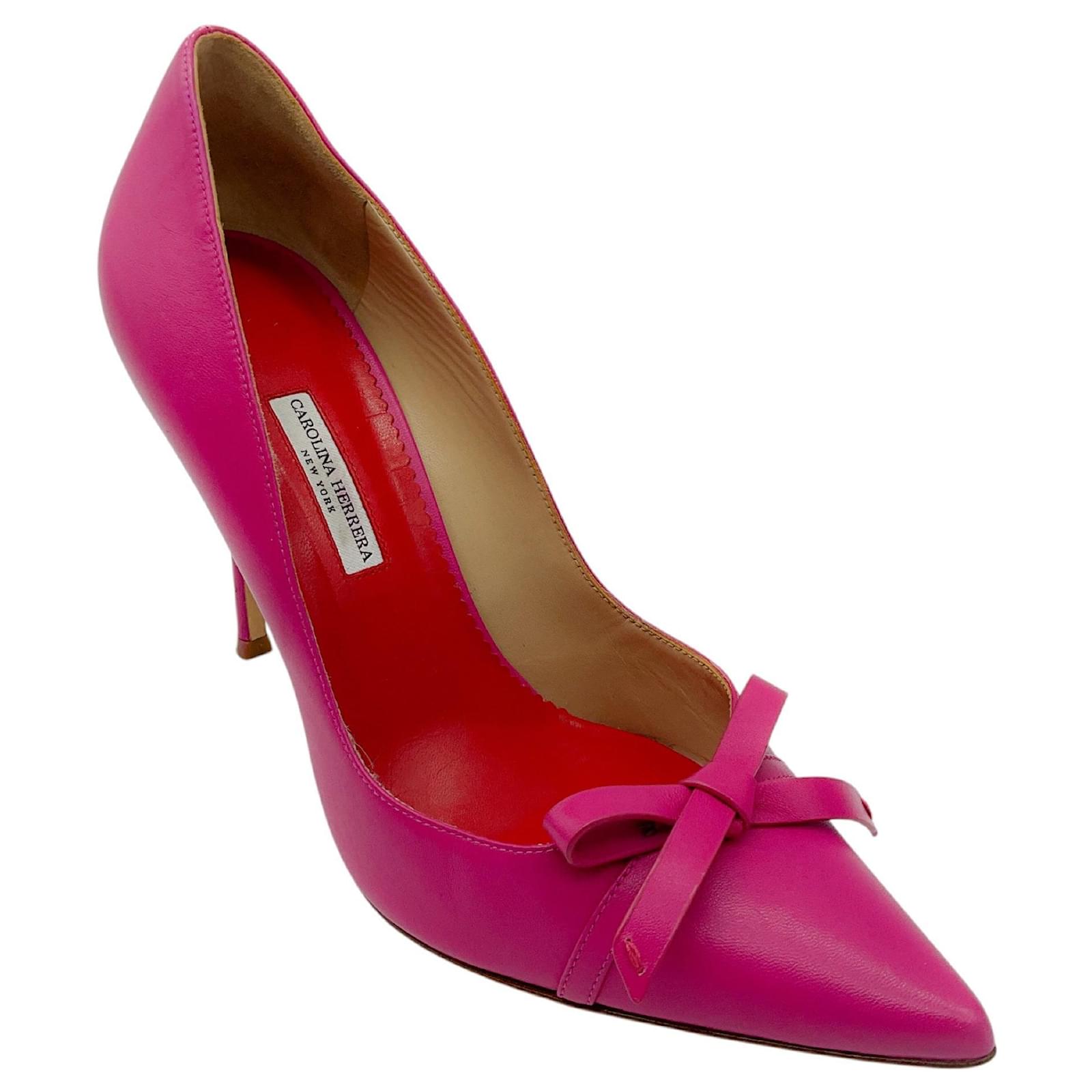 Carolina Herrera Pink Bow Detail Classic Leather Pumps  ref.2234965