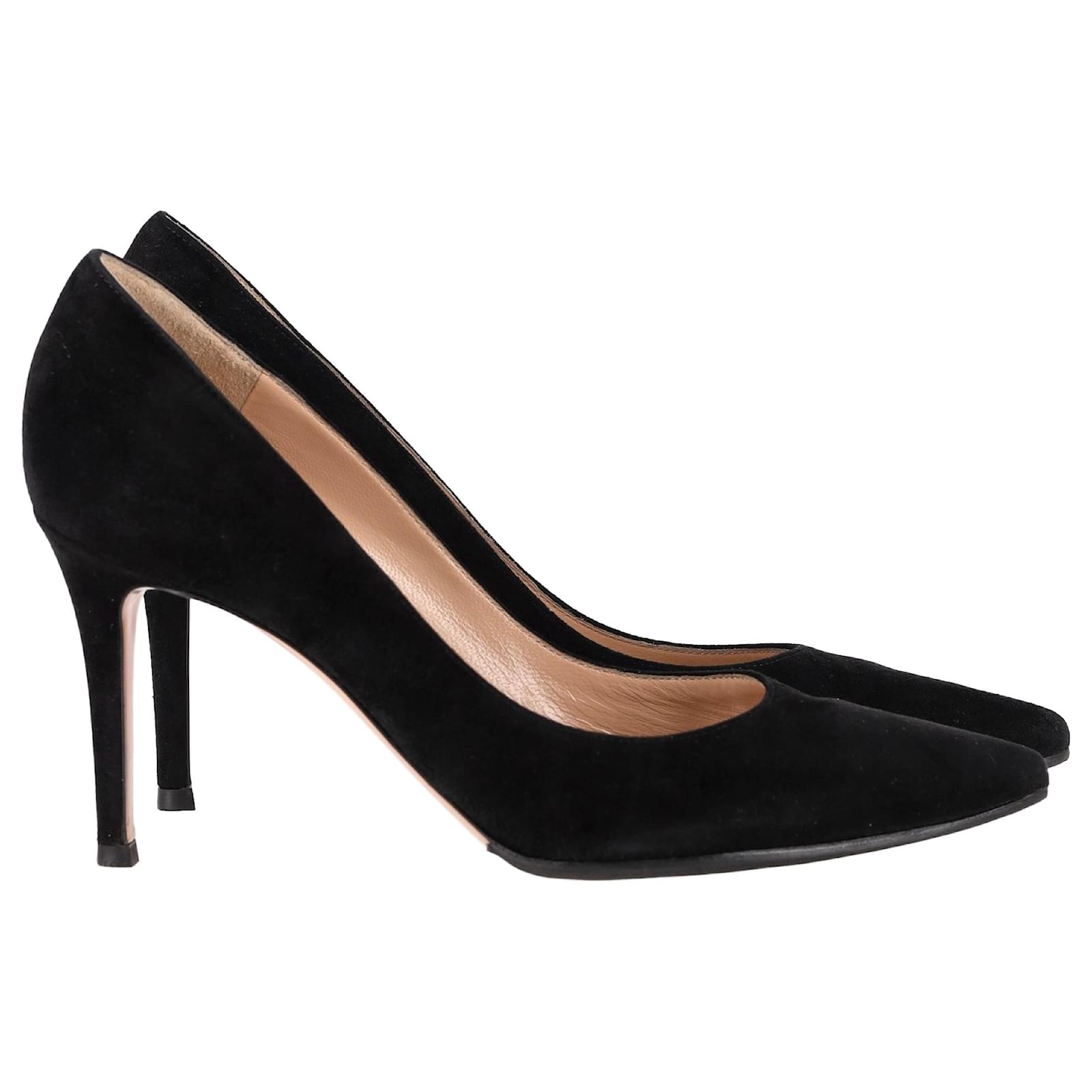  Gianvito Rossi Pointed Pumps in Black Suede  ref.2233613
