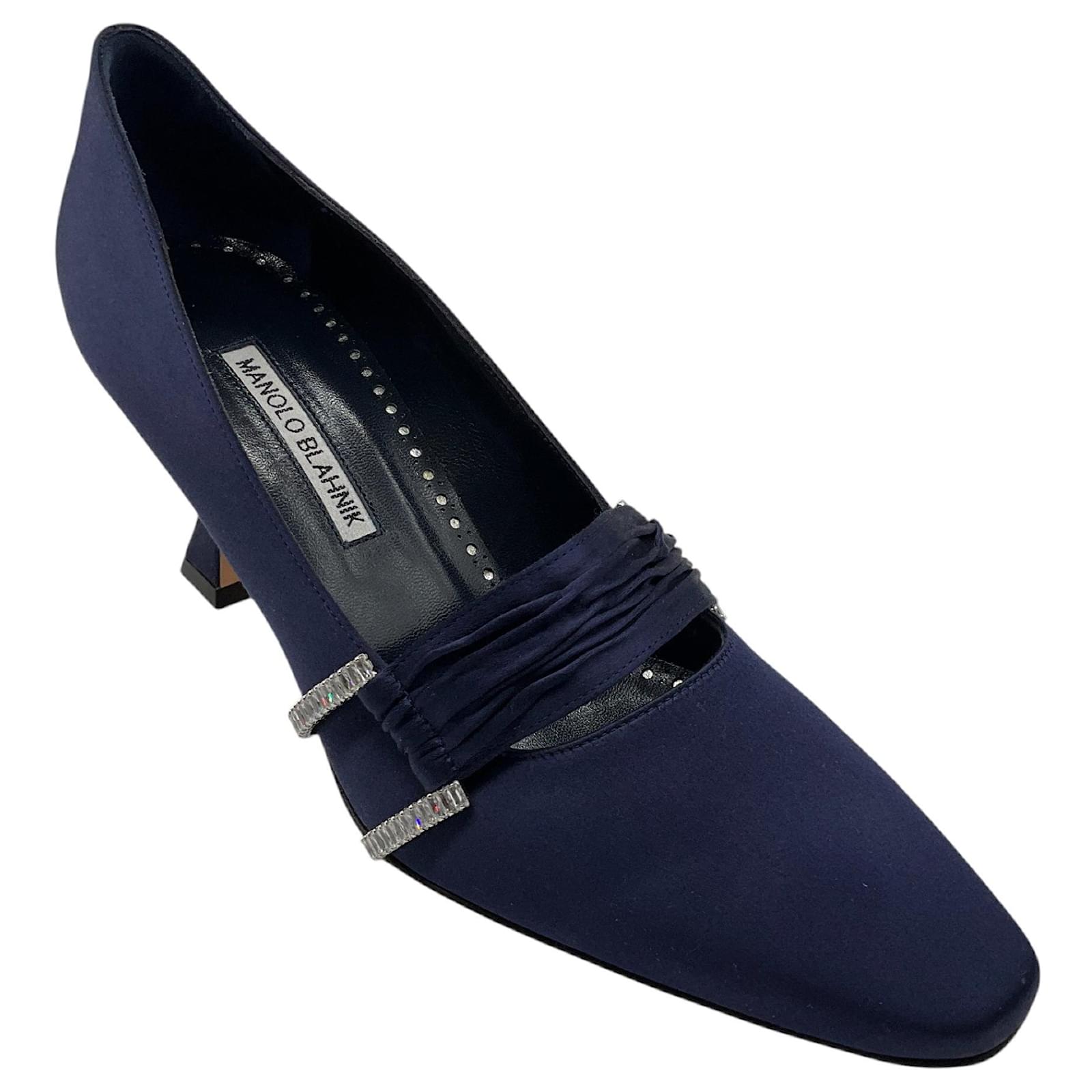 Manolo Blahnik Navy Blue Crystal Embellished Satin Pumps Cloth  ref.2233443
