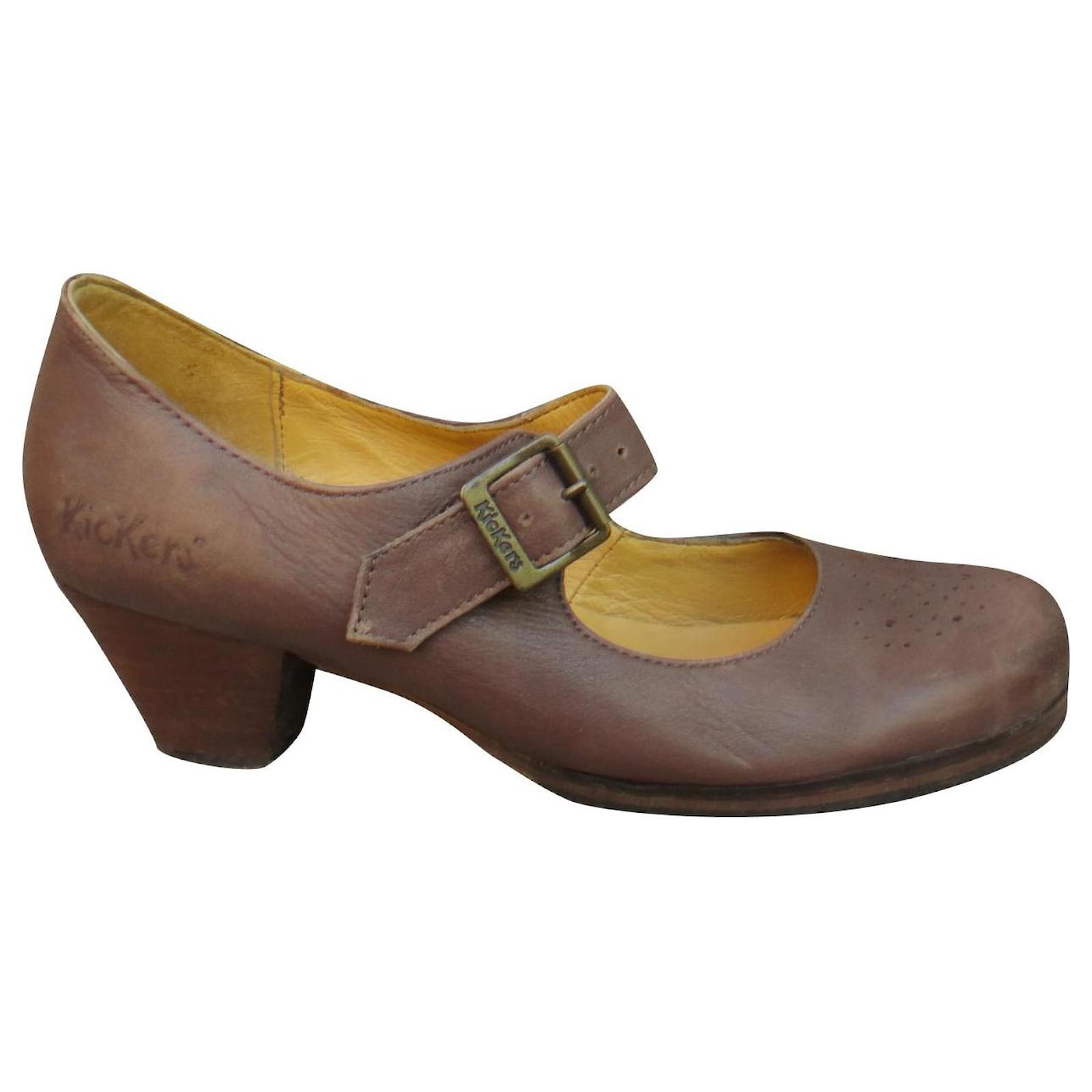 Autre Marque baby pumps Kickers p 39 Light brown Leather  ref.554272