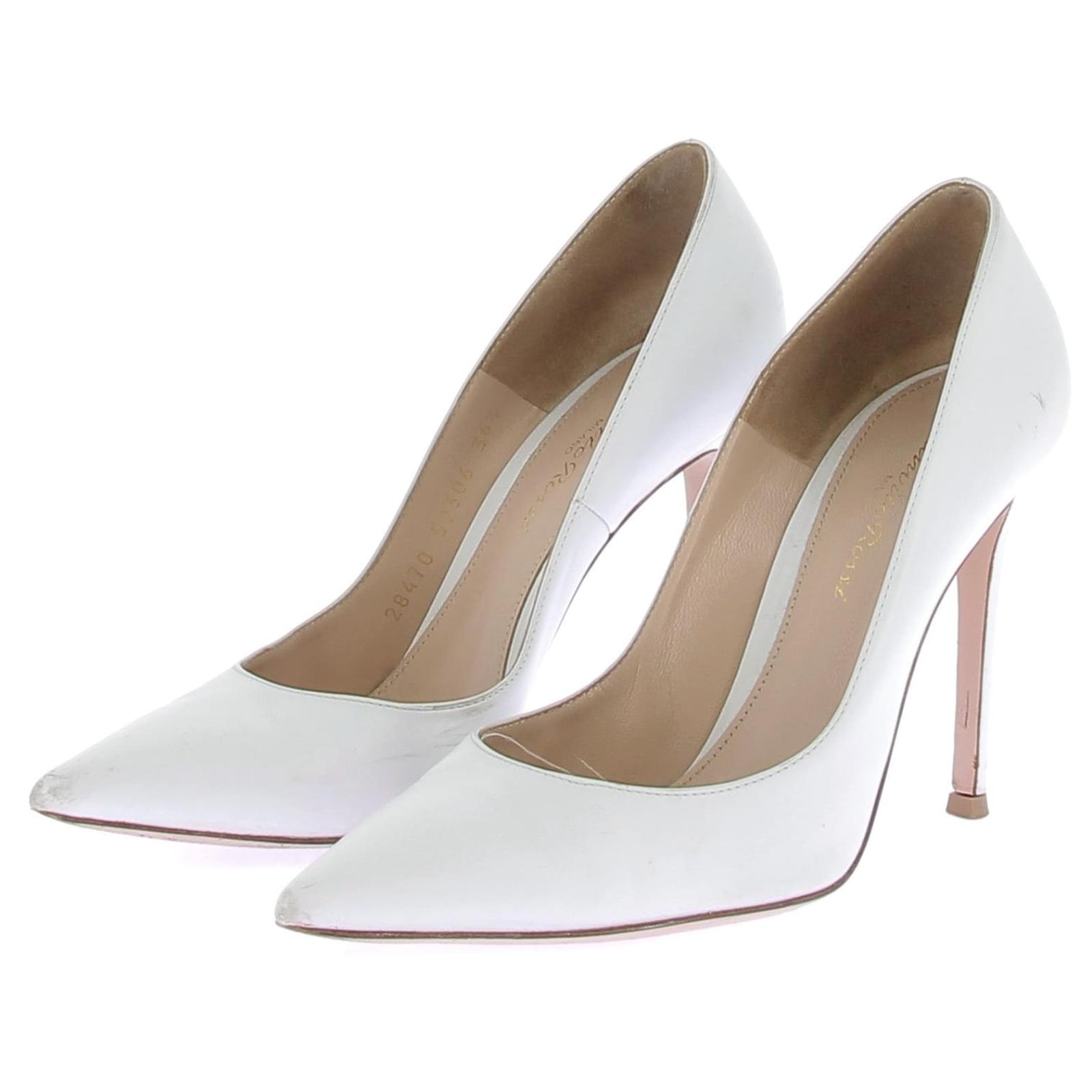 Gianvito Rossi Escarpins blancs "105" White Leather  ref.2229233