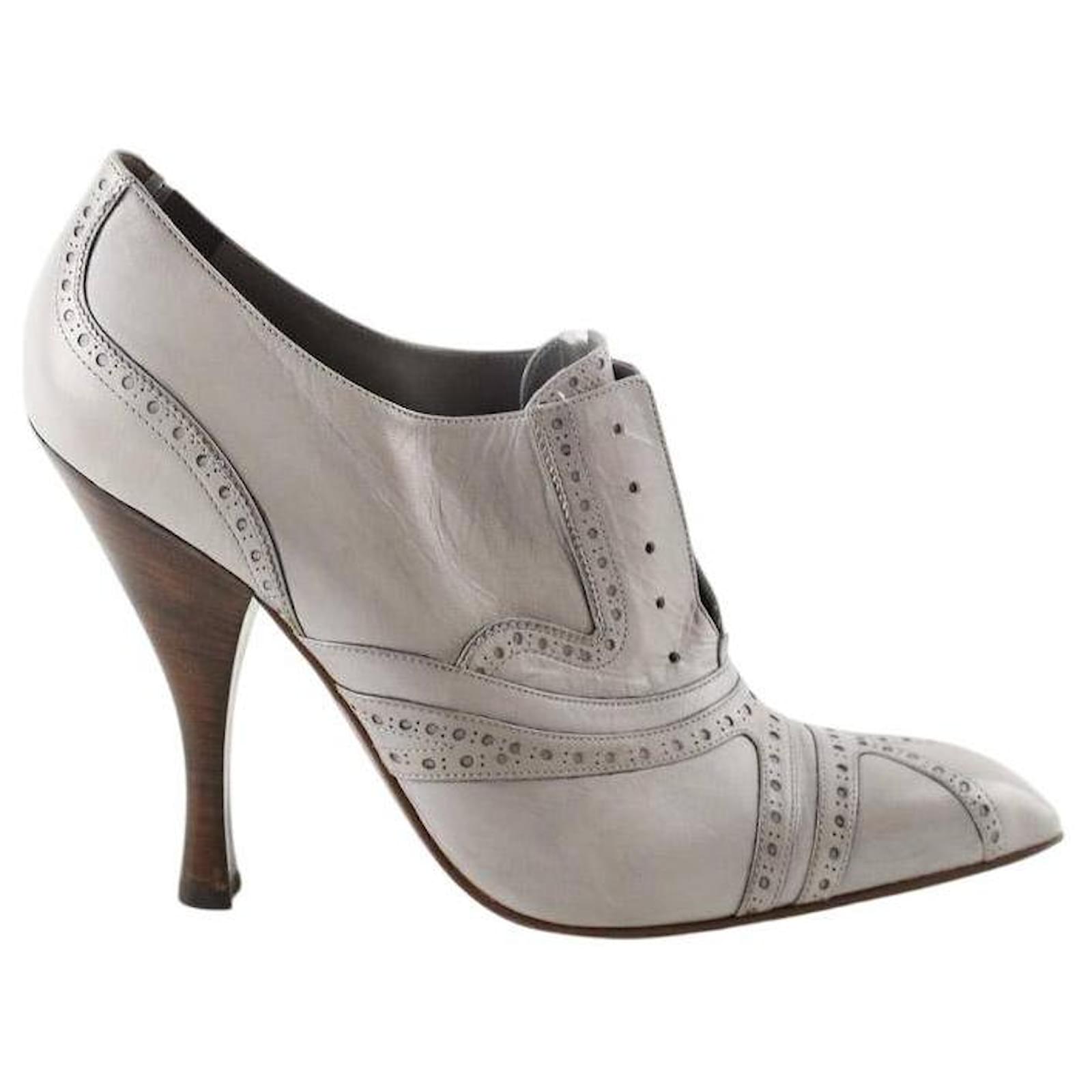 Saint Laurent Leather boots Grey  ref.2224937