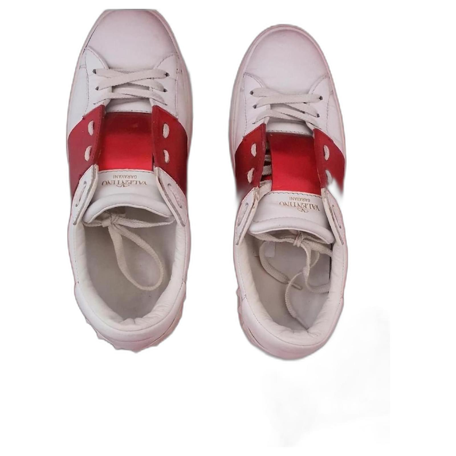 Unisex Rockstud Valentino Garavani sneakers size 38 White Red Leather  ref.2131457