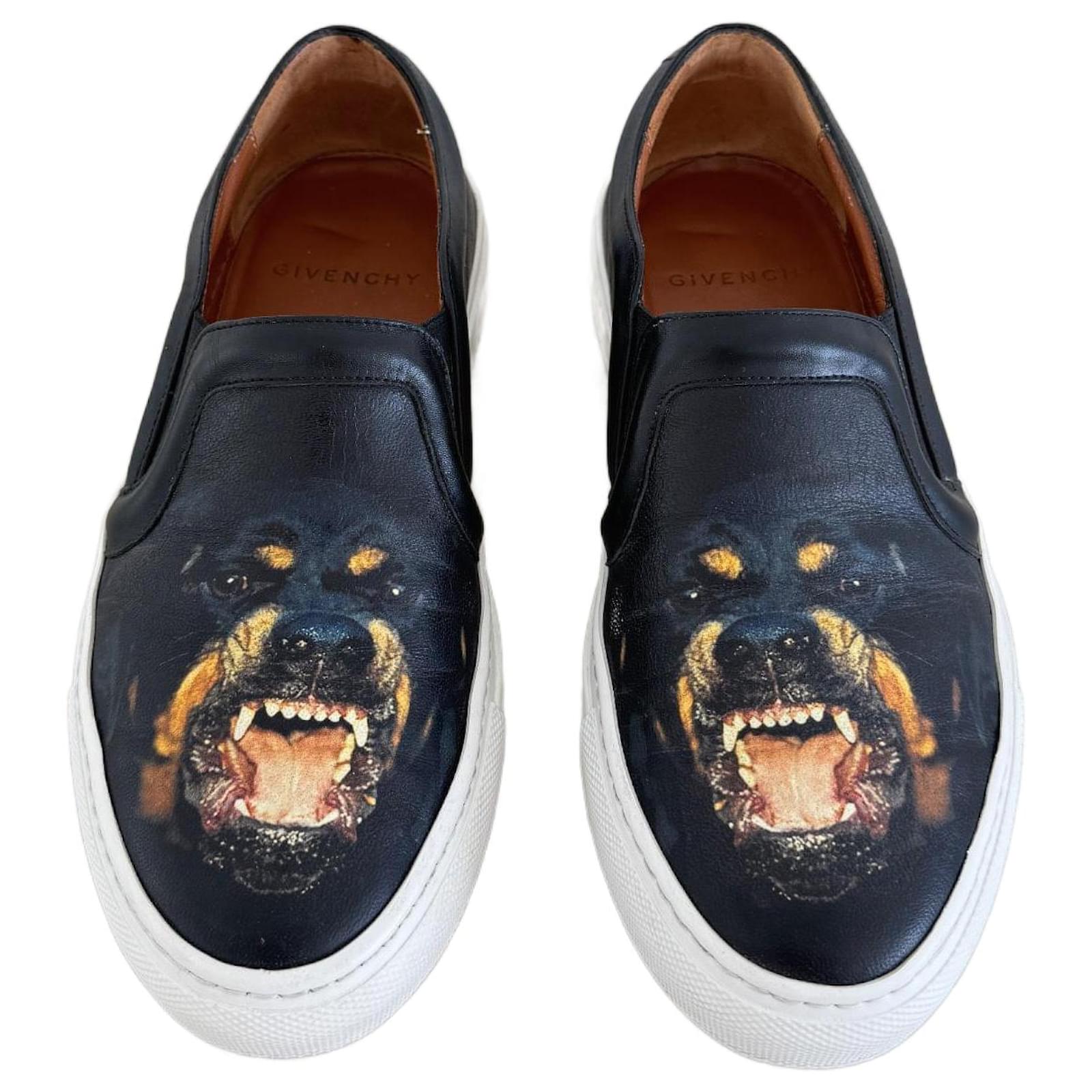 Givenchy Sneakers Black Multiple colors Leather Rubber  ref.2184303