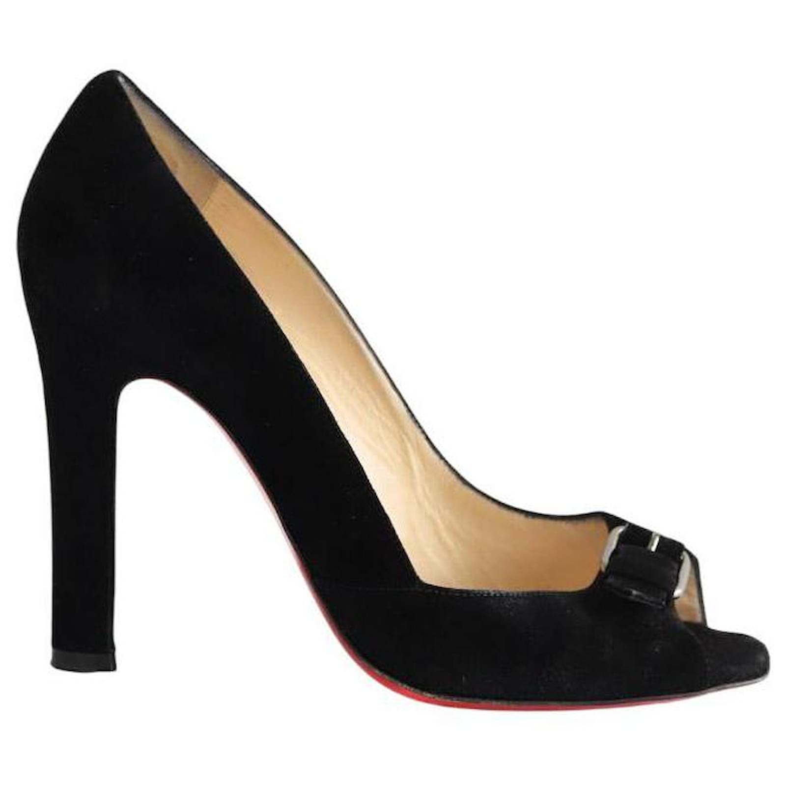 Christian Louboutin Suede heels Black Deerskin  ref.2180536