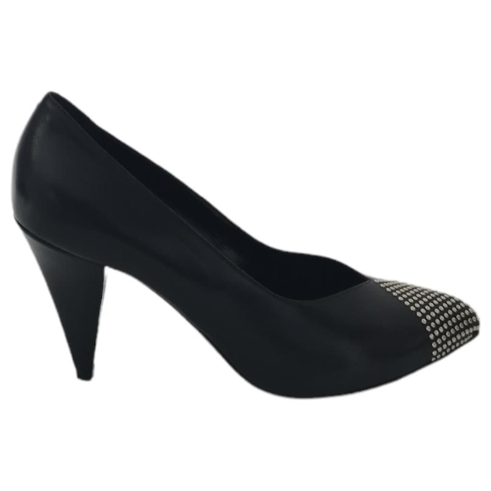 Céline Pumps Celine black silver studs Leather  ref.502542
