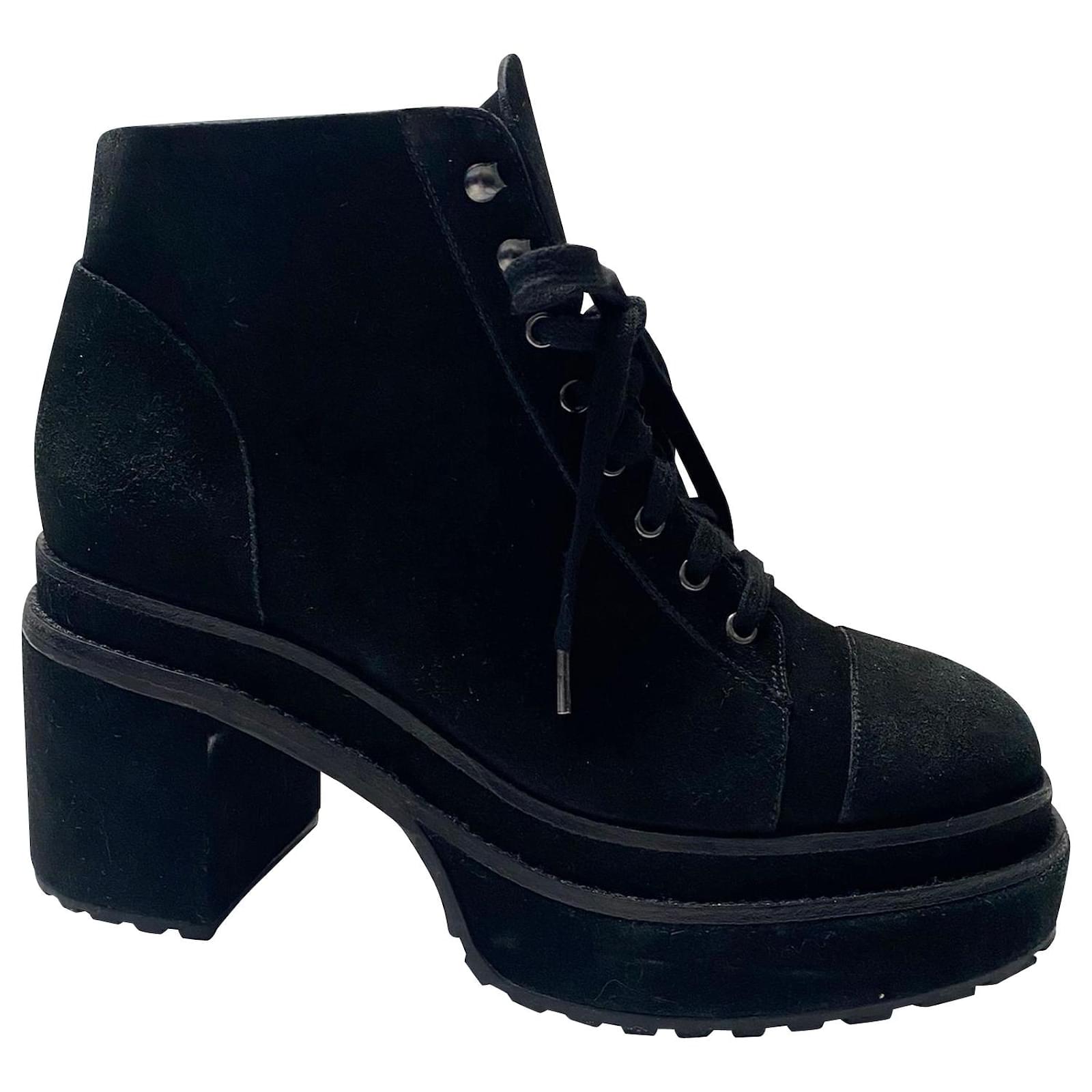 Cult Gaia Ankle Boots in Black Suede  ref.1249603