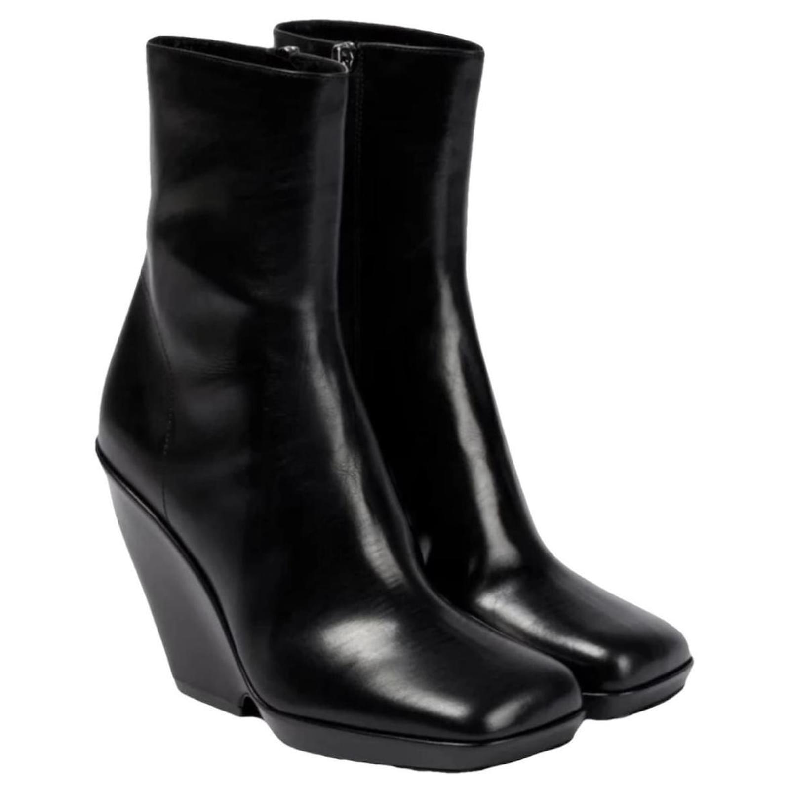 Khaite Ankle Boots Black Leather  ref.2123253