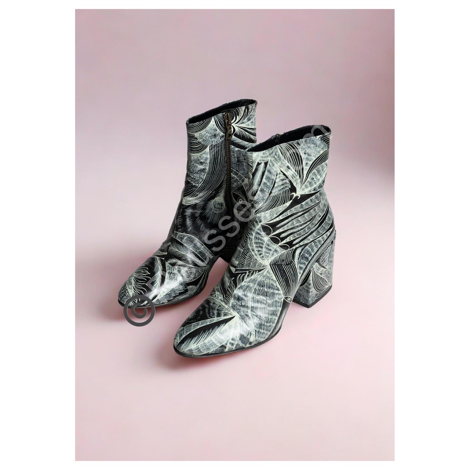 Dries Van Noten ankle boots size 36 in very good condition  ref.2138417