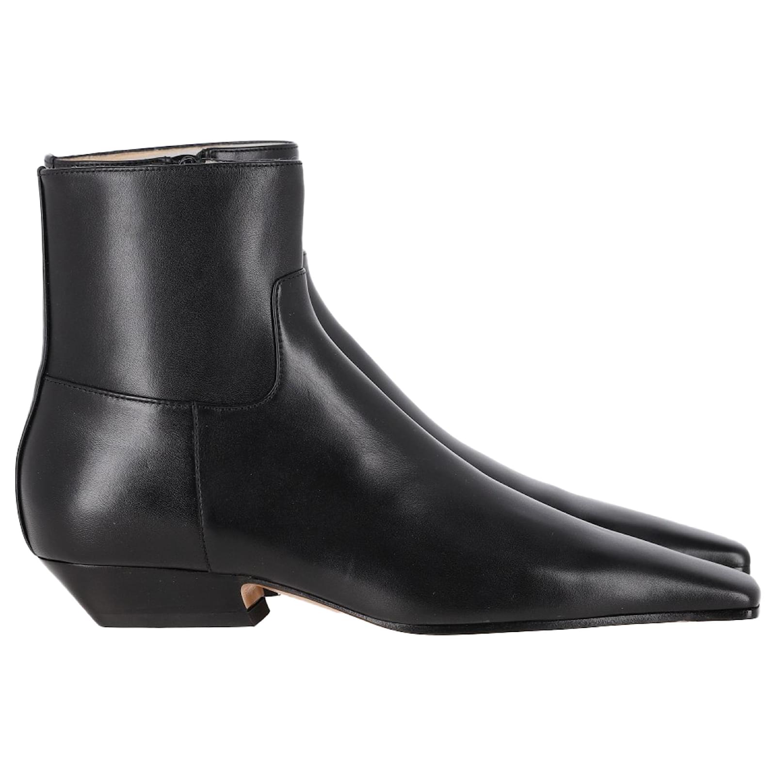 Khaite The Marfa Ankle Boots In Black Leather  ref.2138389