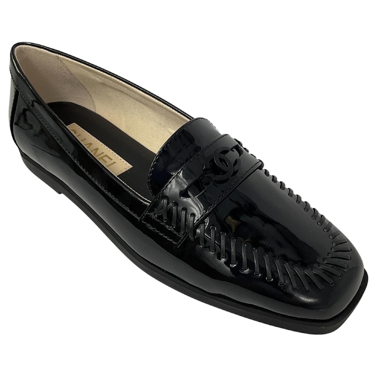 Chanel Black CC Patent Calfskin Moccasins / Loafers Patent leather  ref.2136259