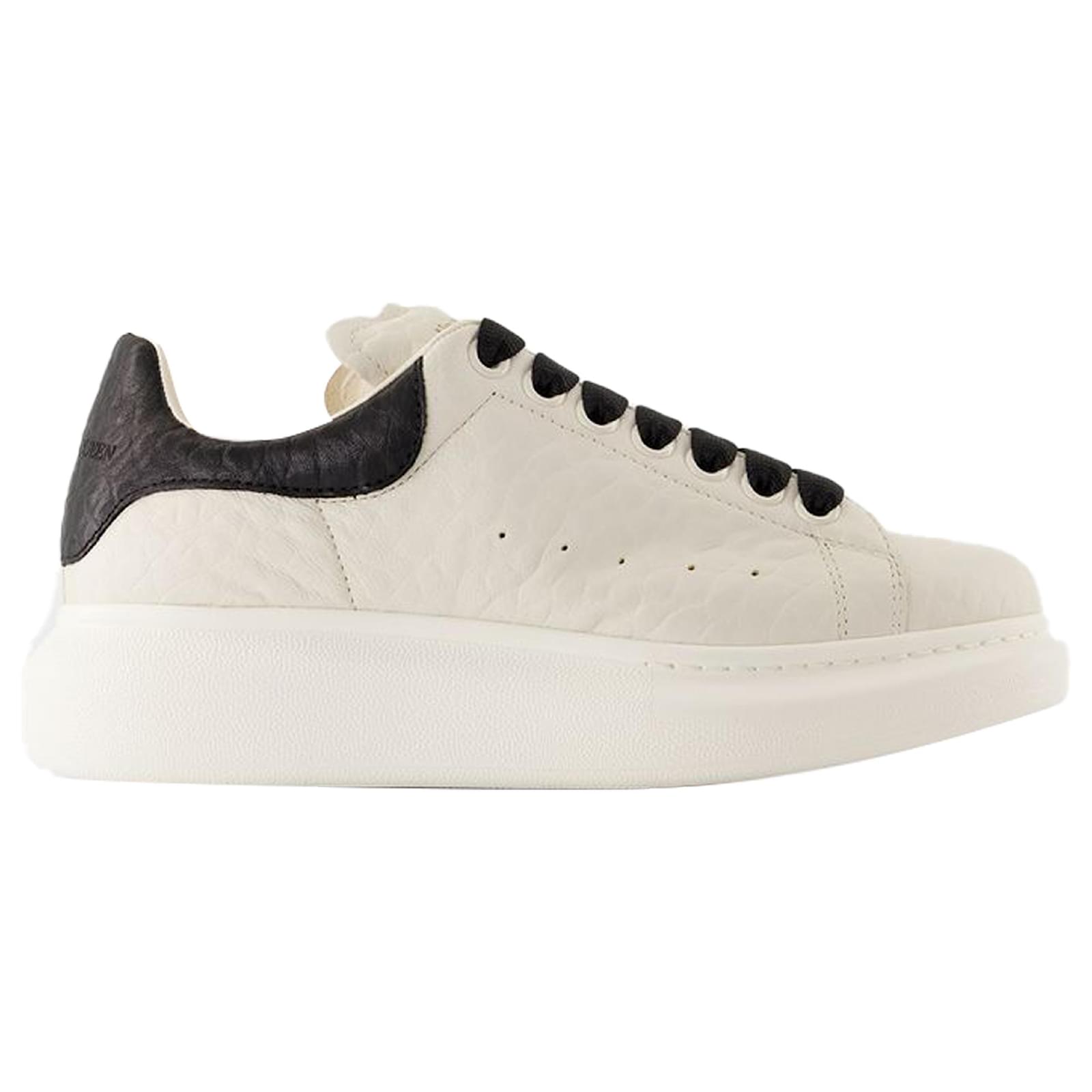 Sneakers Oversized - Alexander McQueen - Leather - White Pony-style calfskin  ref.2119790