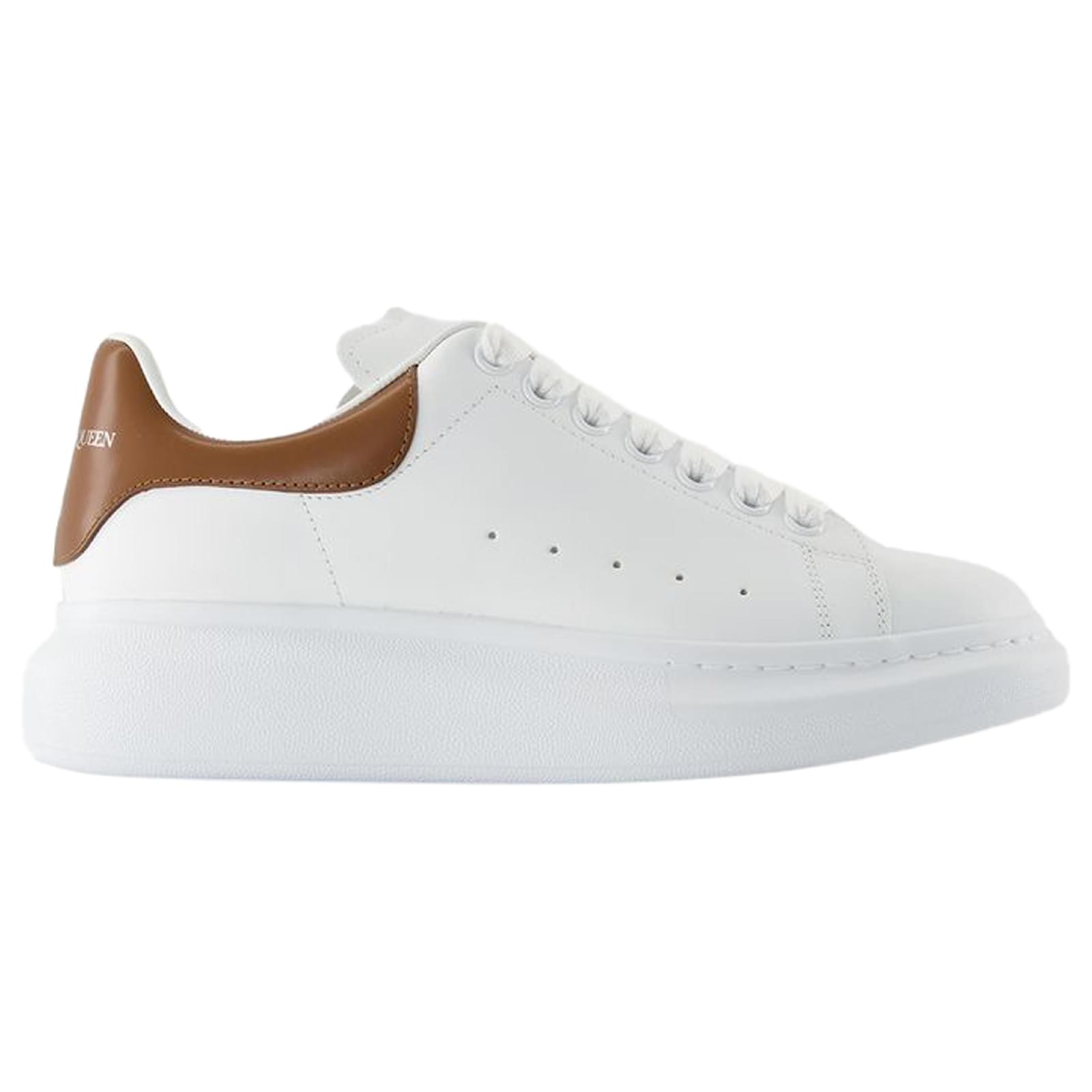 Sneakers Oversized - Alexander McQueen - Leather - White Pony-style calfskin  ref.2119784