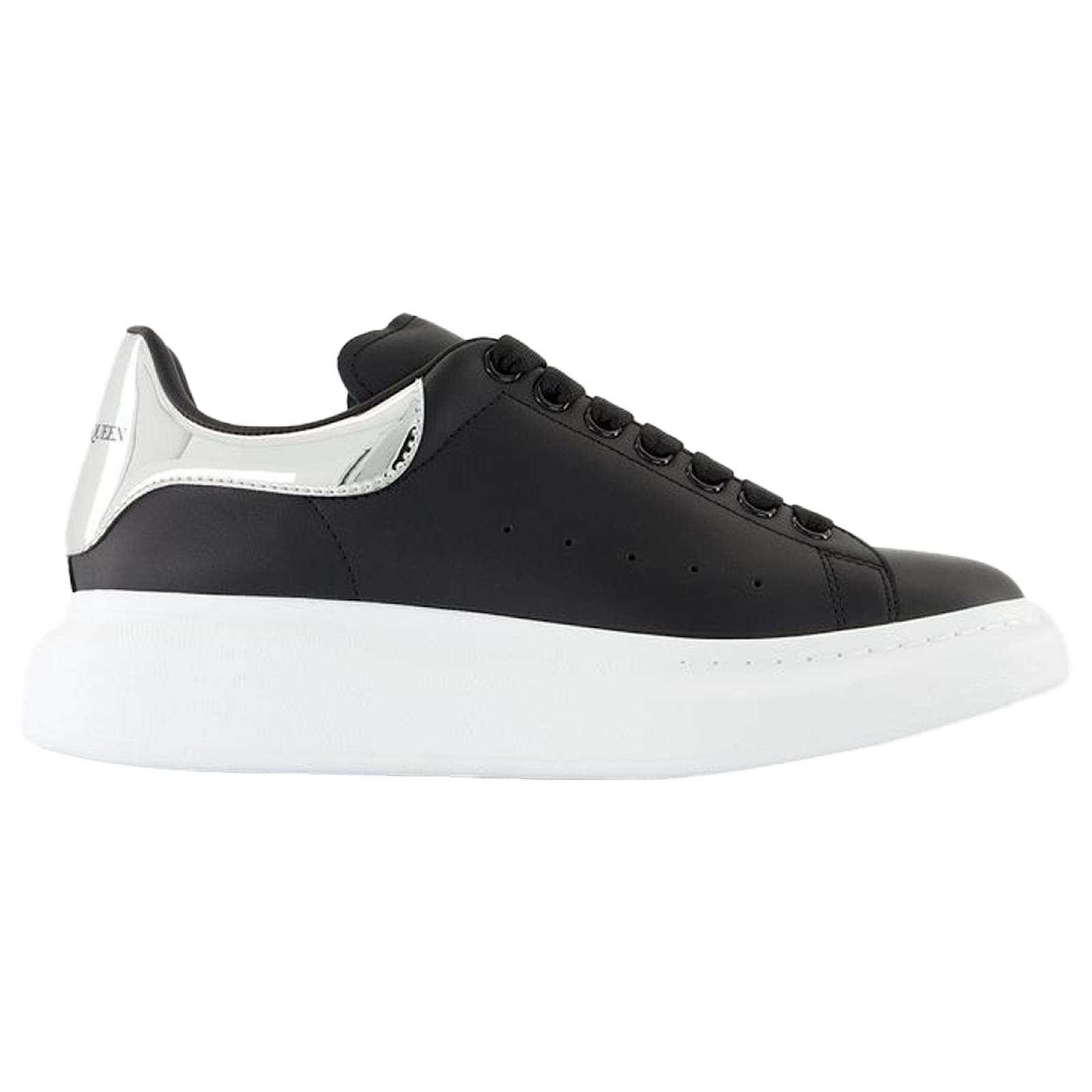 Sneakers Oversized - Alexander McQueen - Leather - Black Pony-style calfskin  ref.2119432