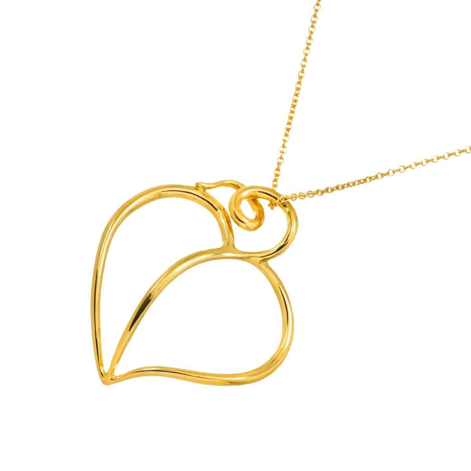 Tiffany & Co. Apple Heart Leaf Long Necklace Golden Yellow gold  ref.2329917