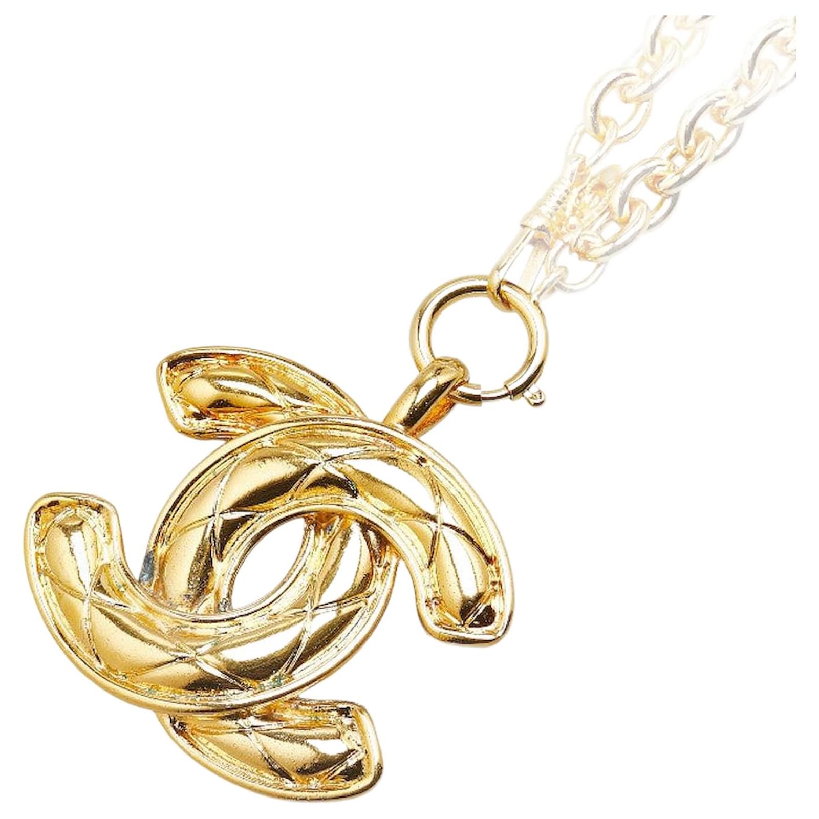 Chanel Coco Mark Matelasse Necklace Golden Metal Gold-plated  ref.2328186