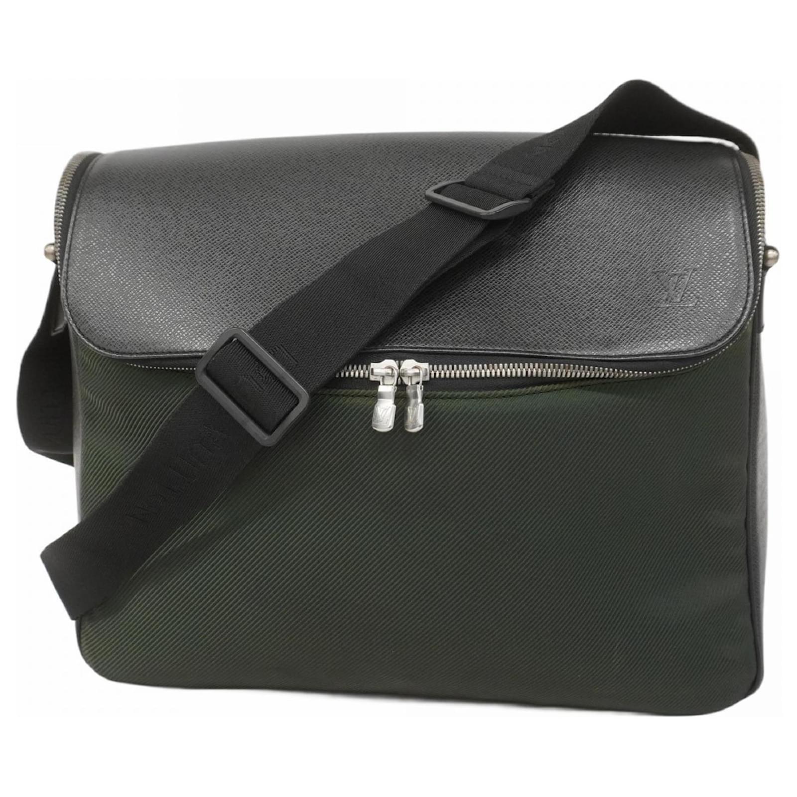 Louis Vuitton Taiga Taimir Shoulder Bag Grey  ref.2324858