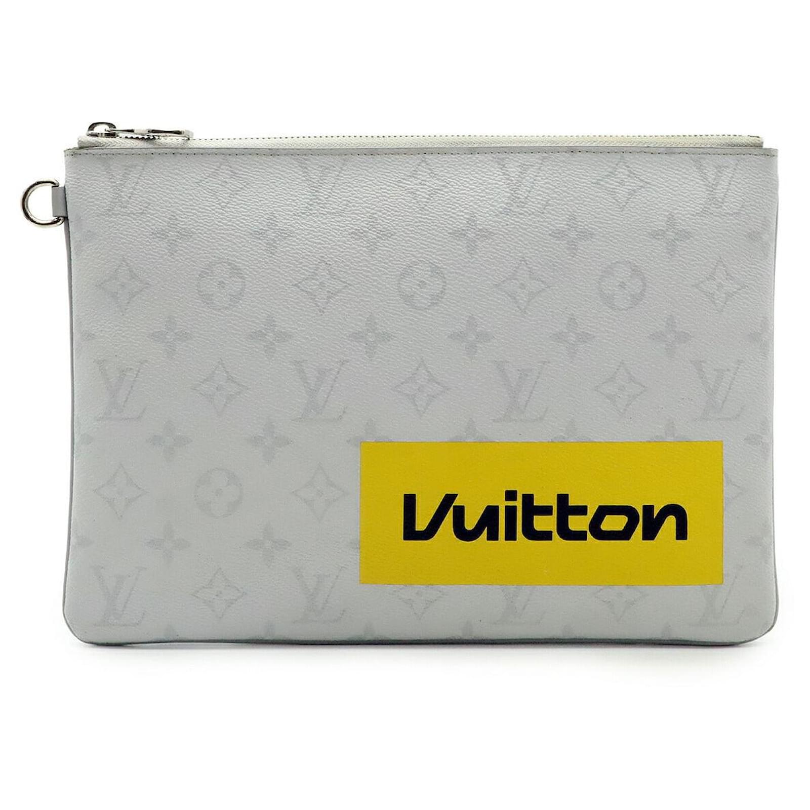 Louis Vuitton Monogram Clutch Bag Grey Cloth  ref.2323857