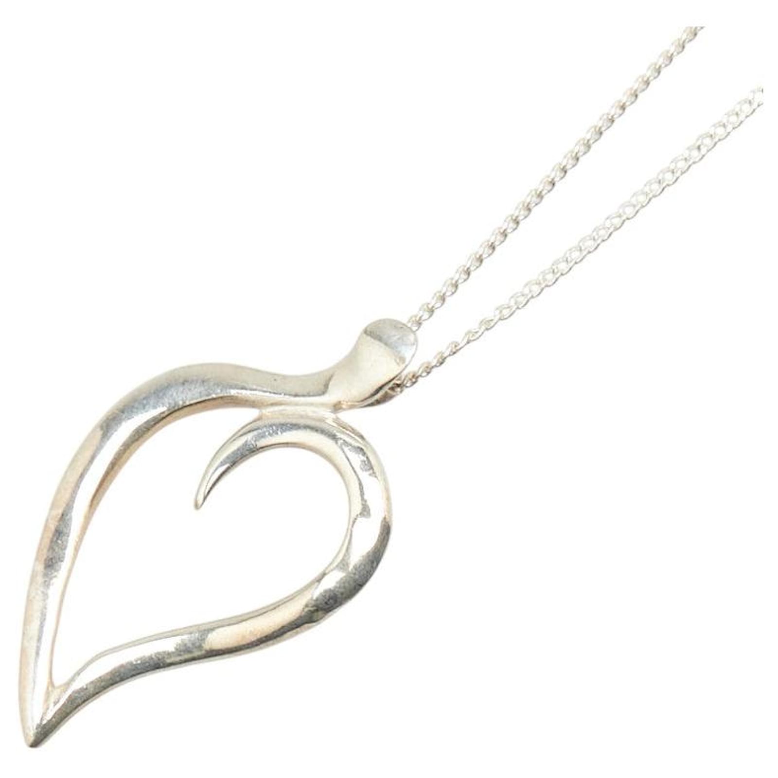 Tiffany & Co Silver Leaf Necklace Metal  ref.2326882