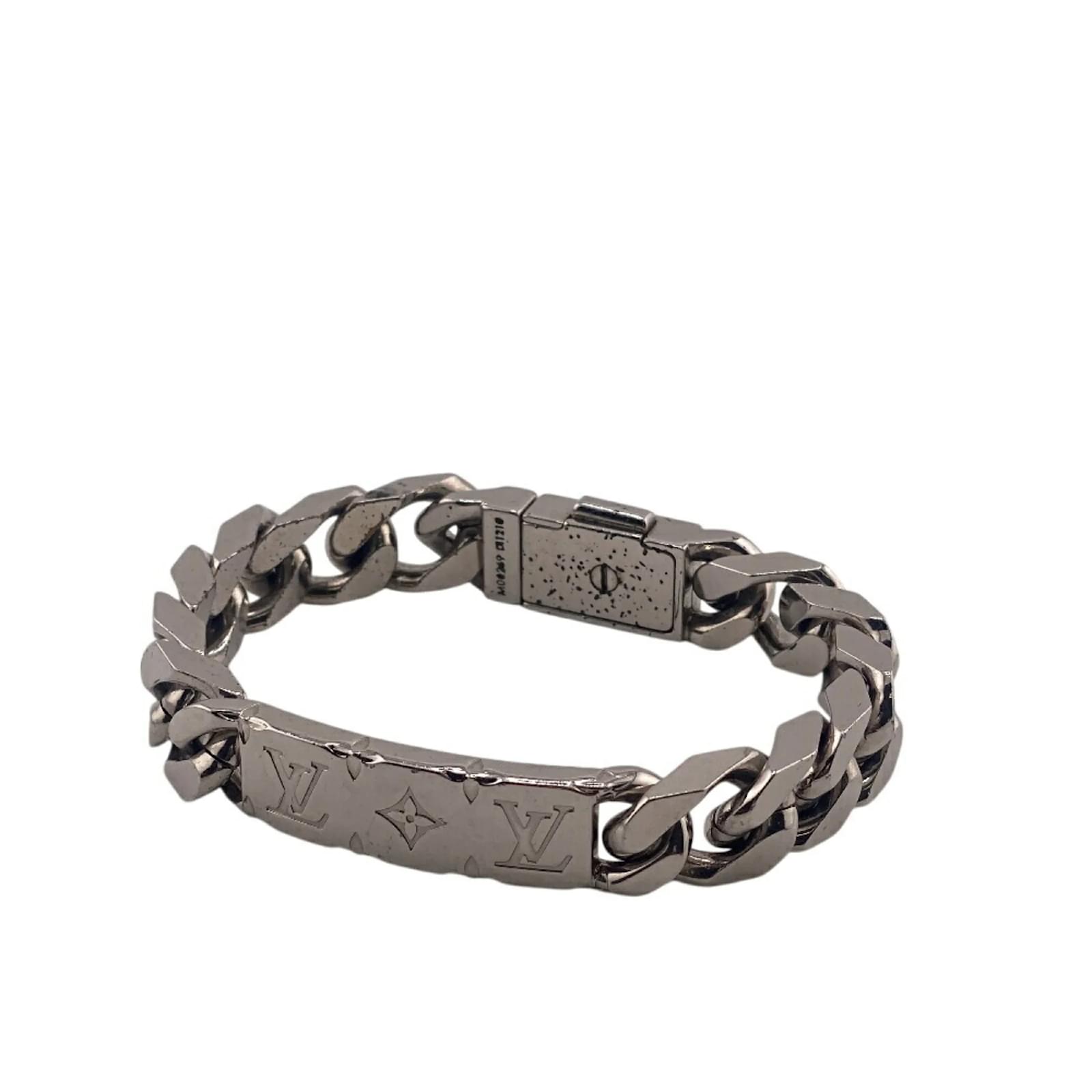 Louis Vuitton Monogram Silver Charm Bracelet Silvery  ref.2318105