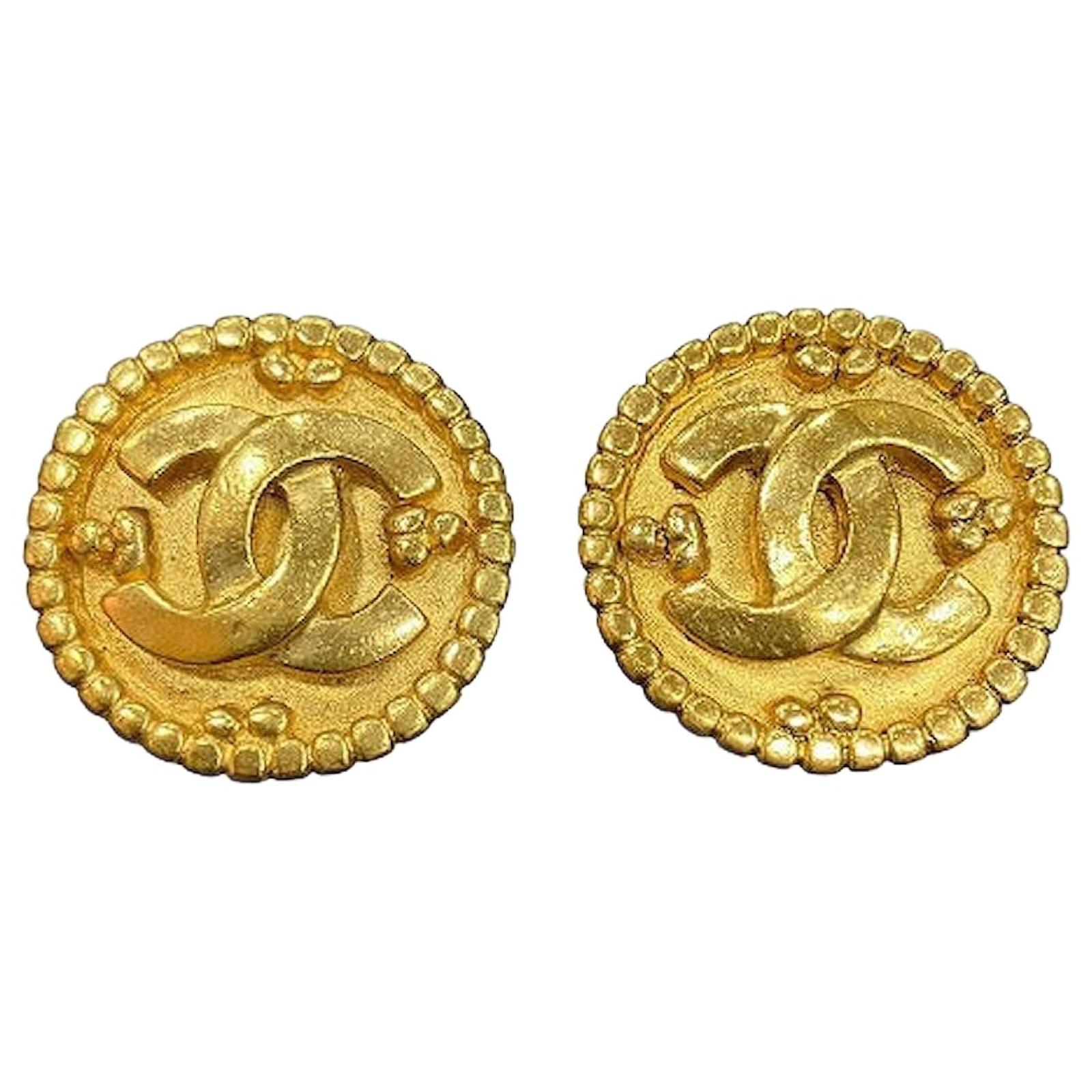 Chanel Coco Mark Earrings Golden Metallic Metal  ref.2323601