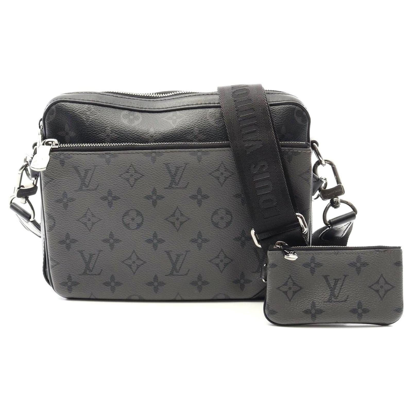 Louis Vuitton Trio Messenger Bag Monogram Eclipse Grey Cloth  ref.2310297