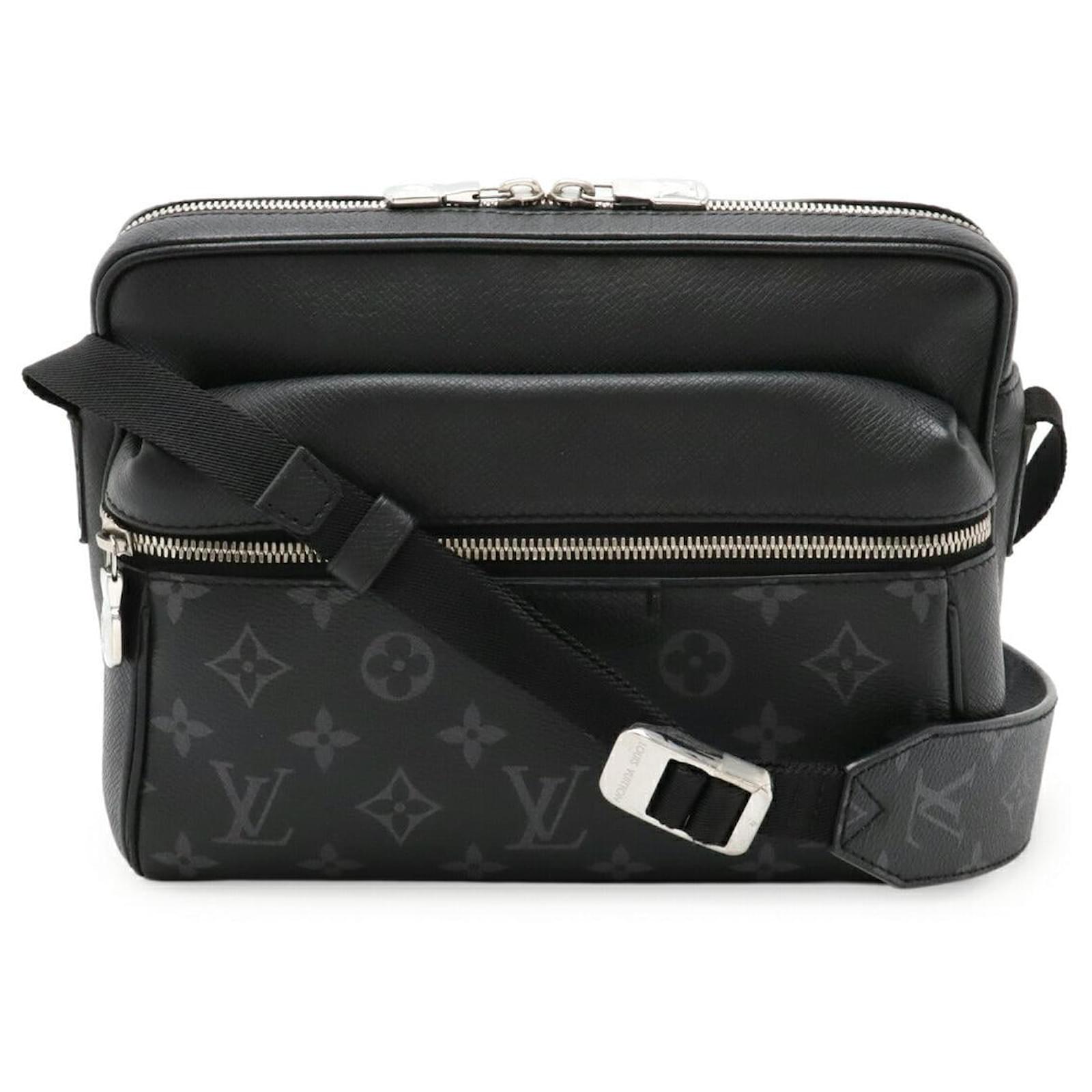 Louis Vuitton Outdoor Messenger PM Monogram Taiga Shoulder Bag Black Leather  ref.2309953