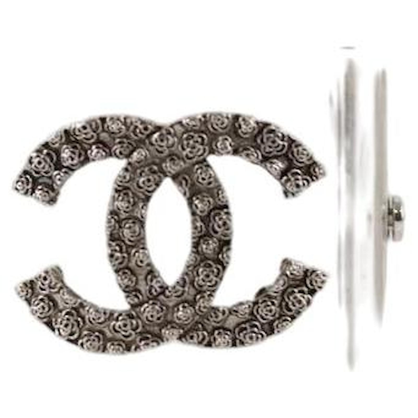 Chanel Silver cuff Silvery Plastic  ref.1962460