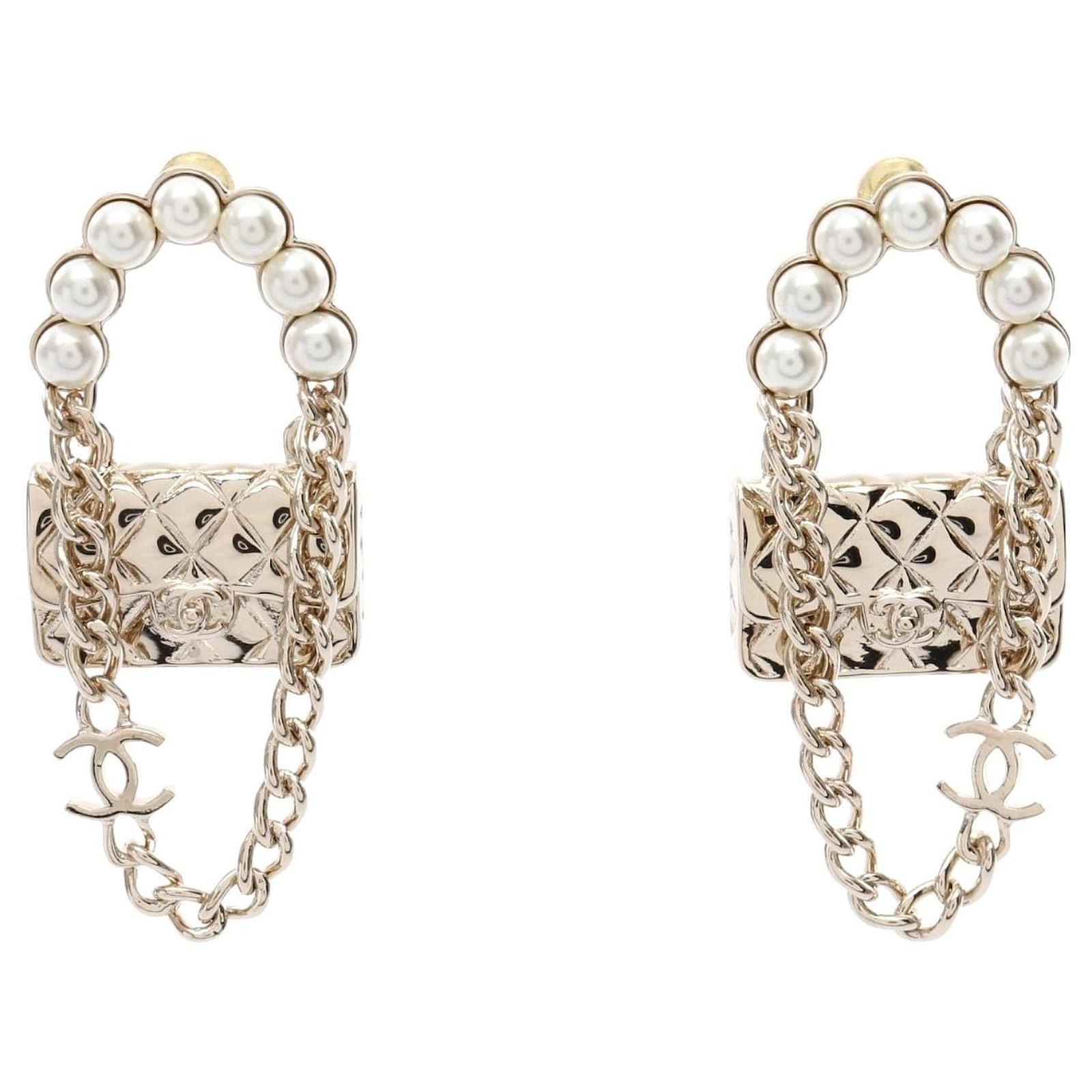 Chanel Gold Plated Faux Pearl Earrings Golden Metallic Metal  ref.2306171