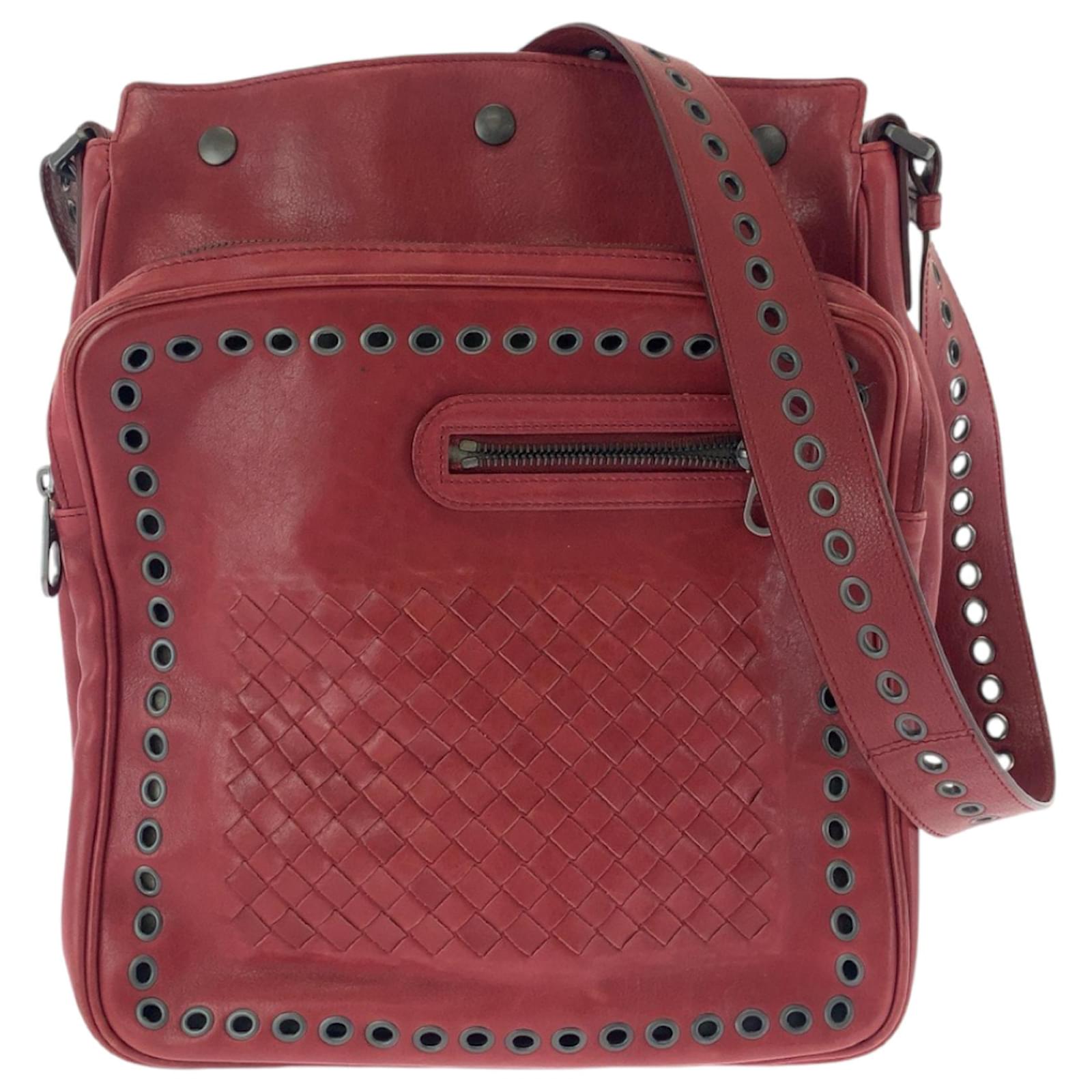 Bottega Veneta Intrecciato Red Leather Shoulder Bag  ref.2045426