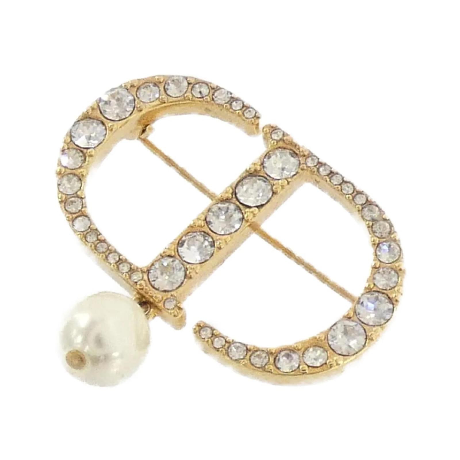 Christian Dior Petit CD V0716PTCCY Brooch White Golden  ref.2313143