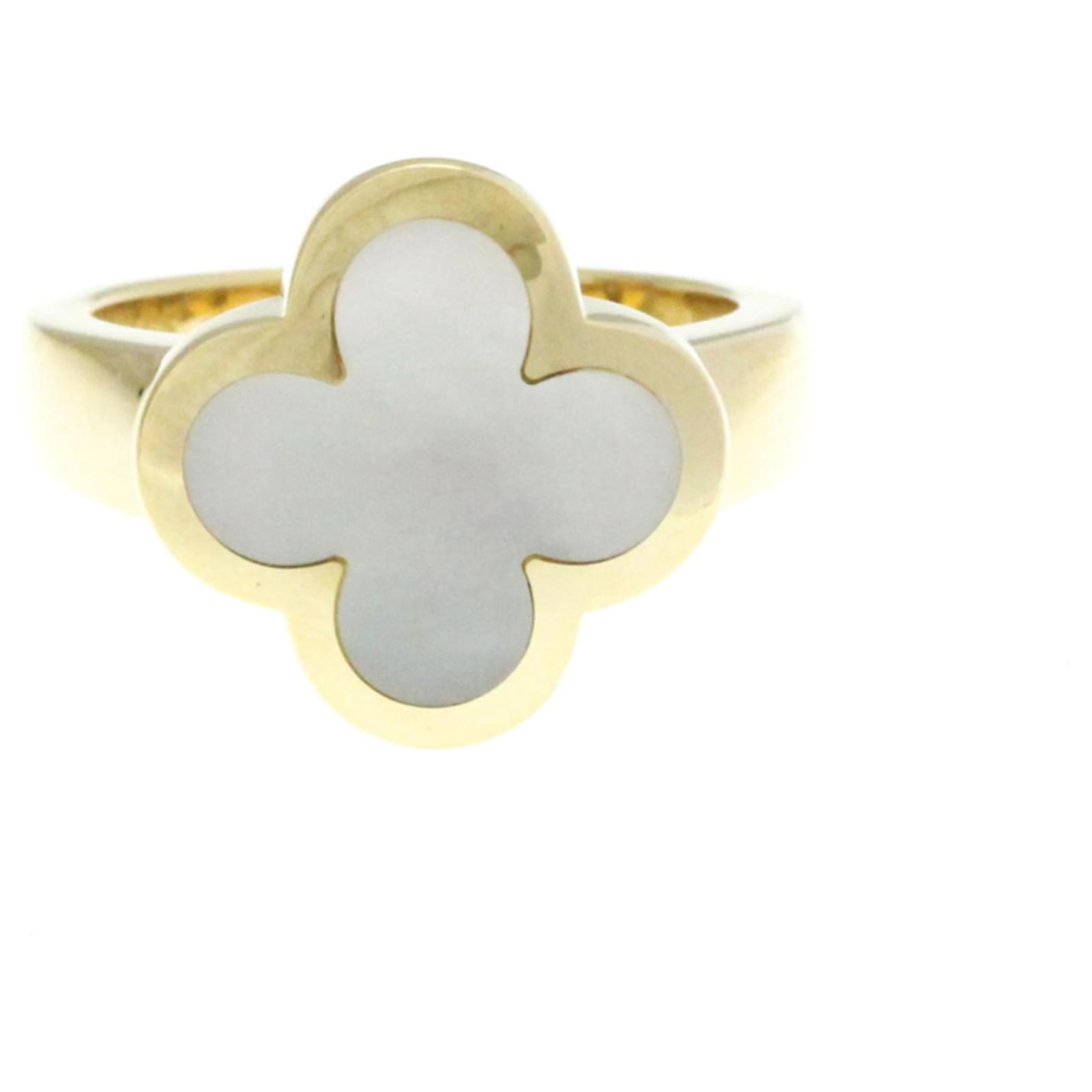 Van Cleef & Arpels Pure Alhambra Ring Golden Yellow gold  ref.2312409
