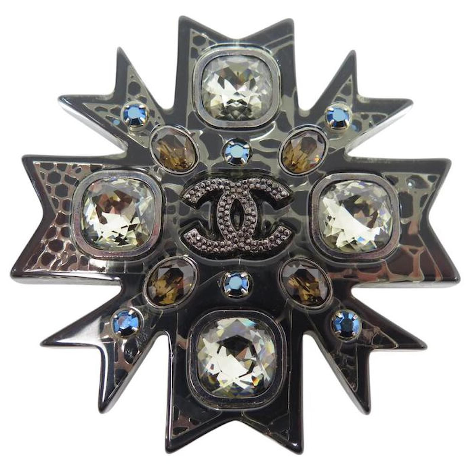 NEW CHANEL BROOCH 2006 GRIPOIX WITH BLACK PLASTIC STONES  ref.2067499