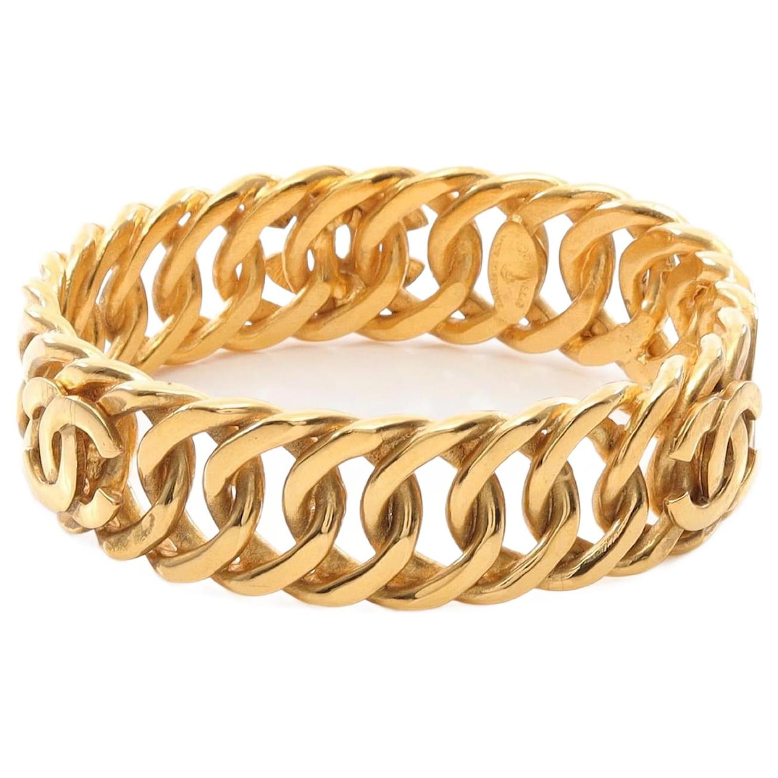 Chanel Coco Mark Bangle Accessory Golden Metallic Metal  ref.2311249