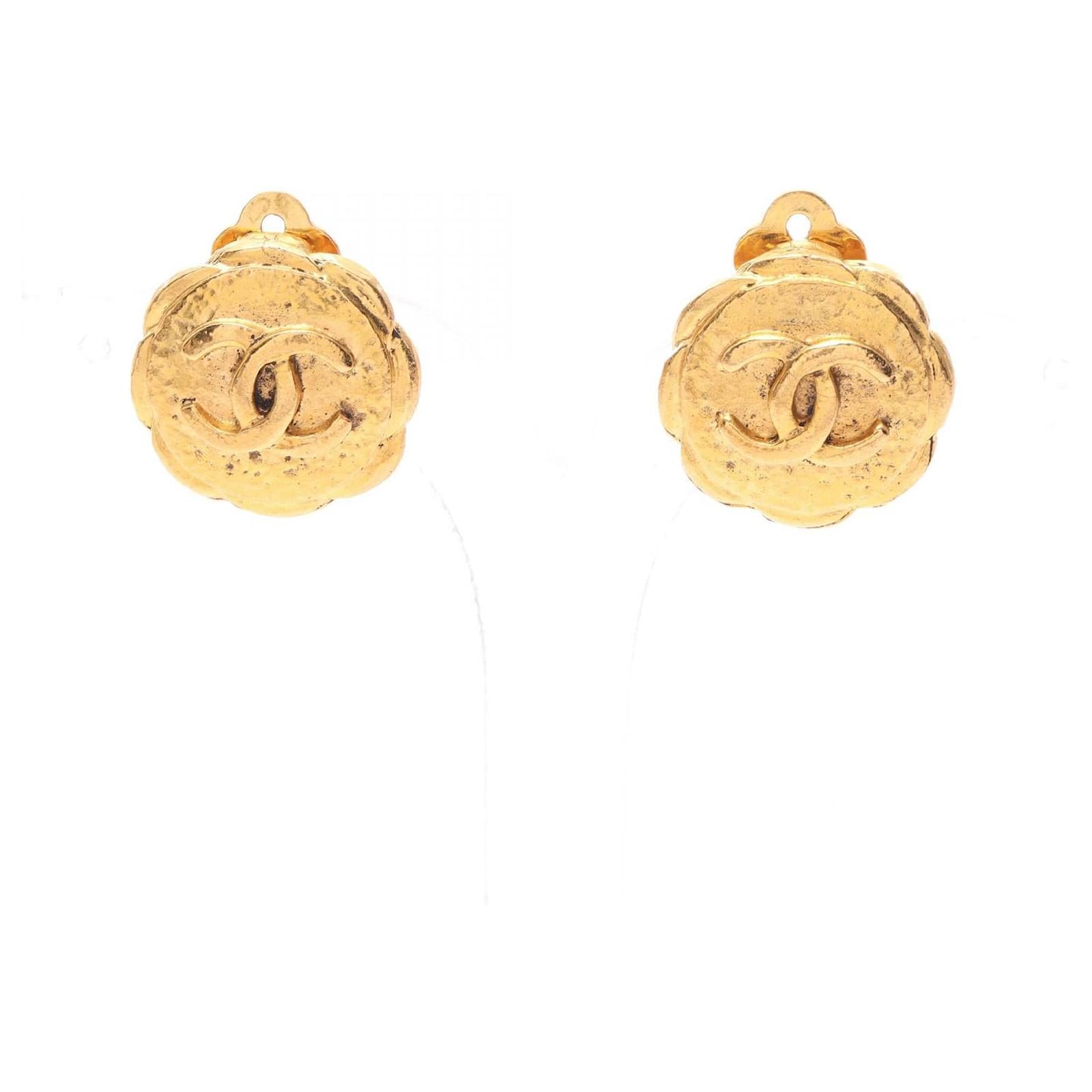 Chanel Coco Mark Earrings Golden Metallic Metal  ref.2311155
