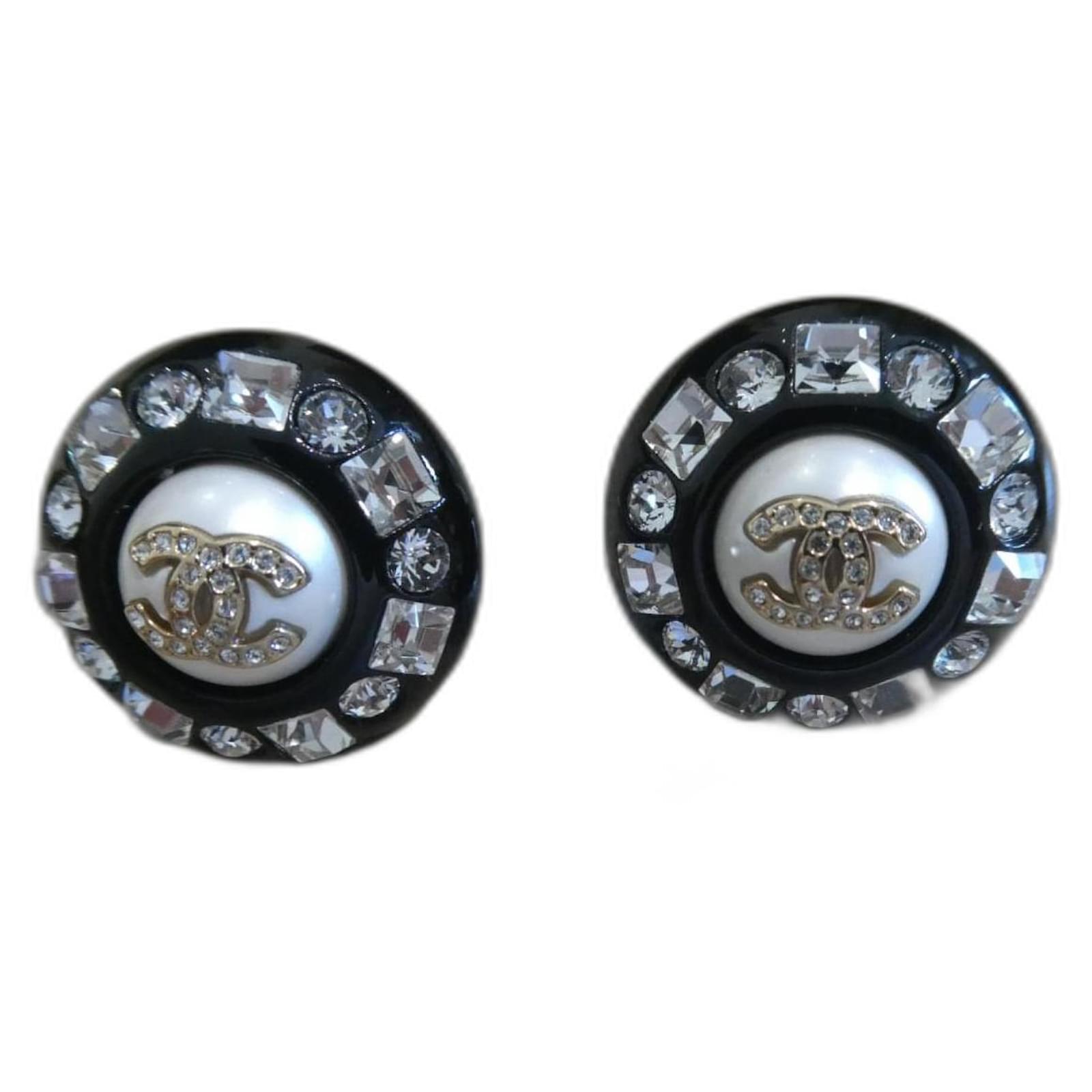 new Chanel earrings with box Silver hardware Steel  ref.1568271