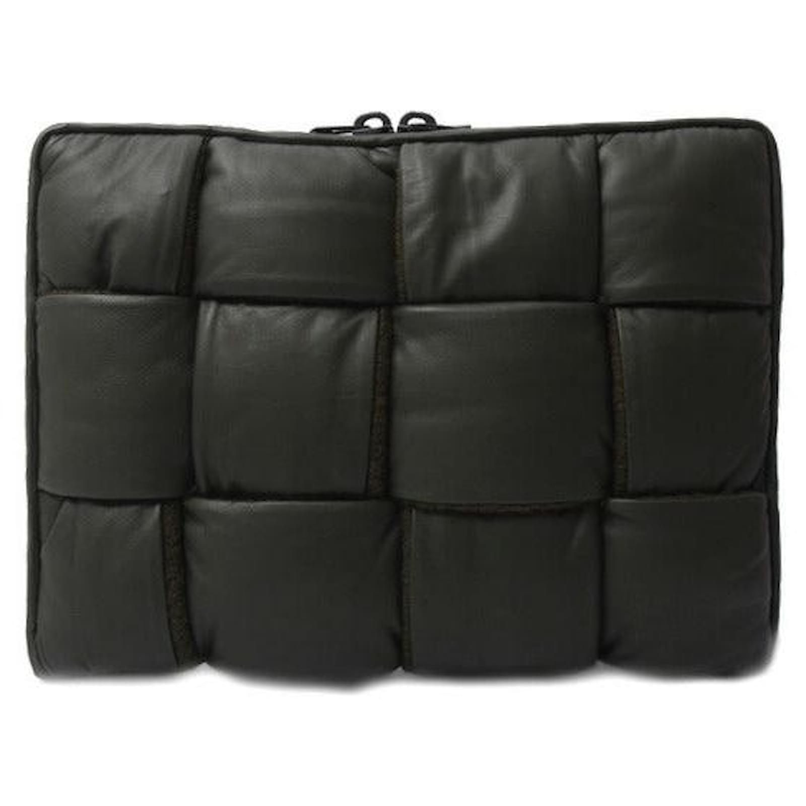Bottega Veneta Lambskin Intrecciato Bi-fold Clutch Bag 641039 Black Leather  ref.2260462