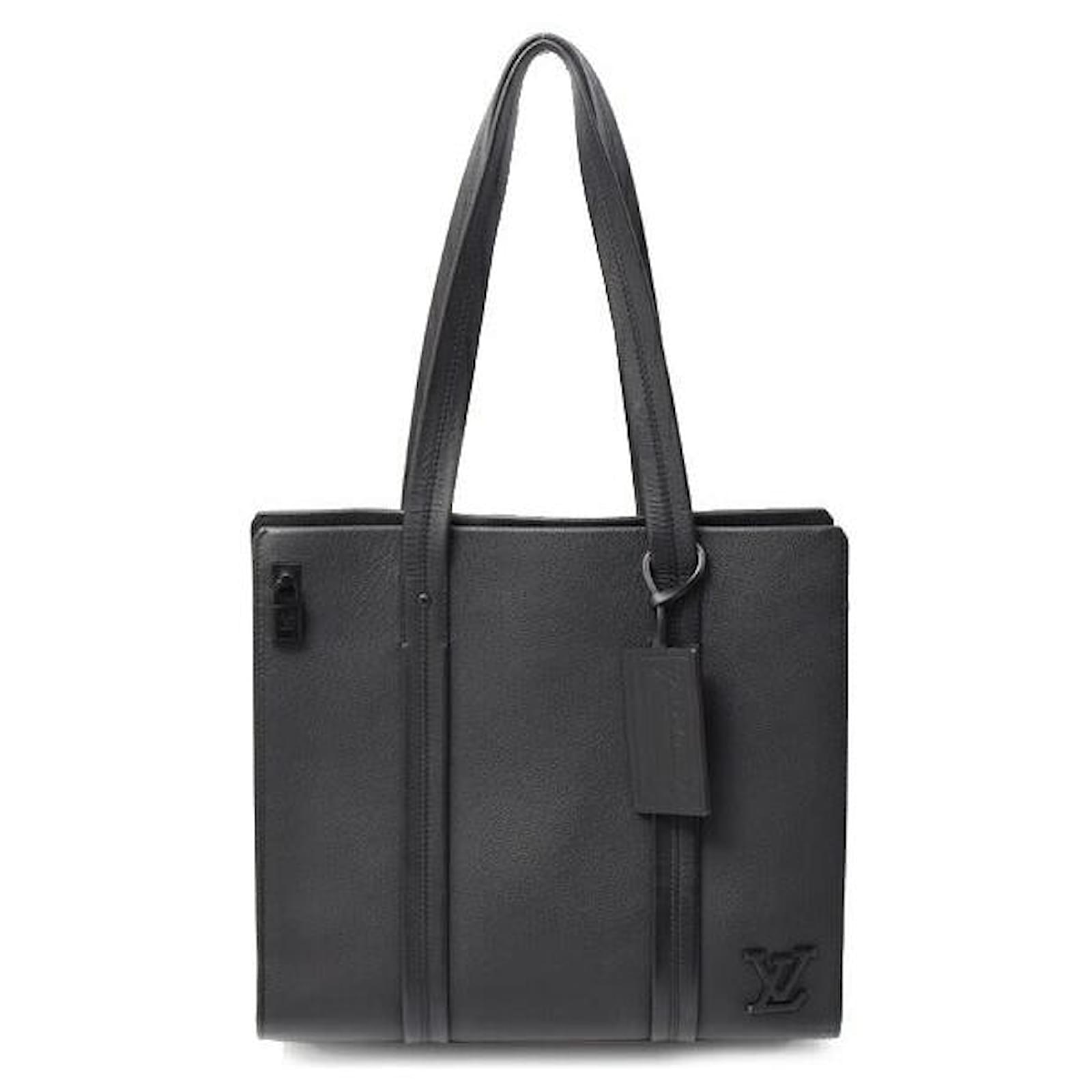 Louis Vuitton Grained Calf LV Aerogram Takeoff Tote Bag M57308 Black Leather  ref.2258849