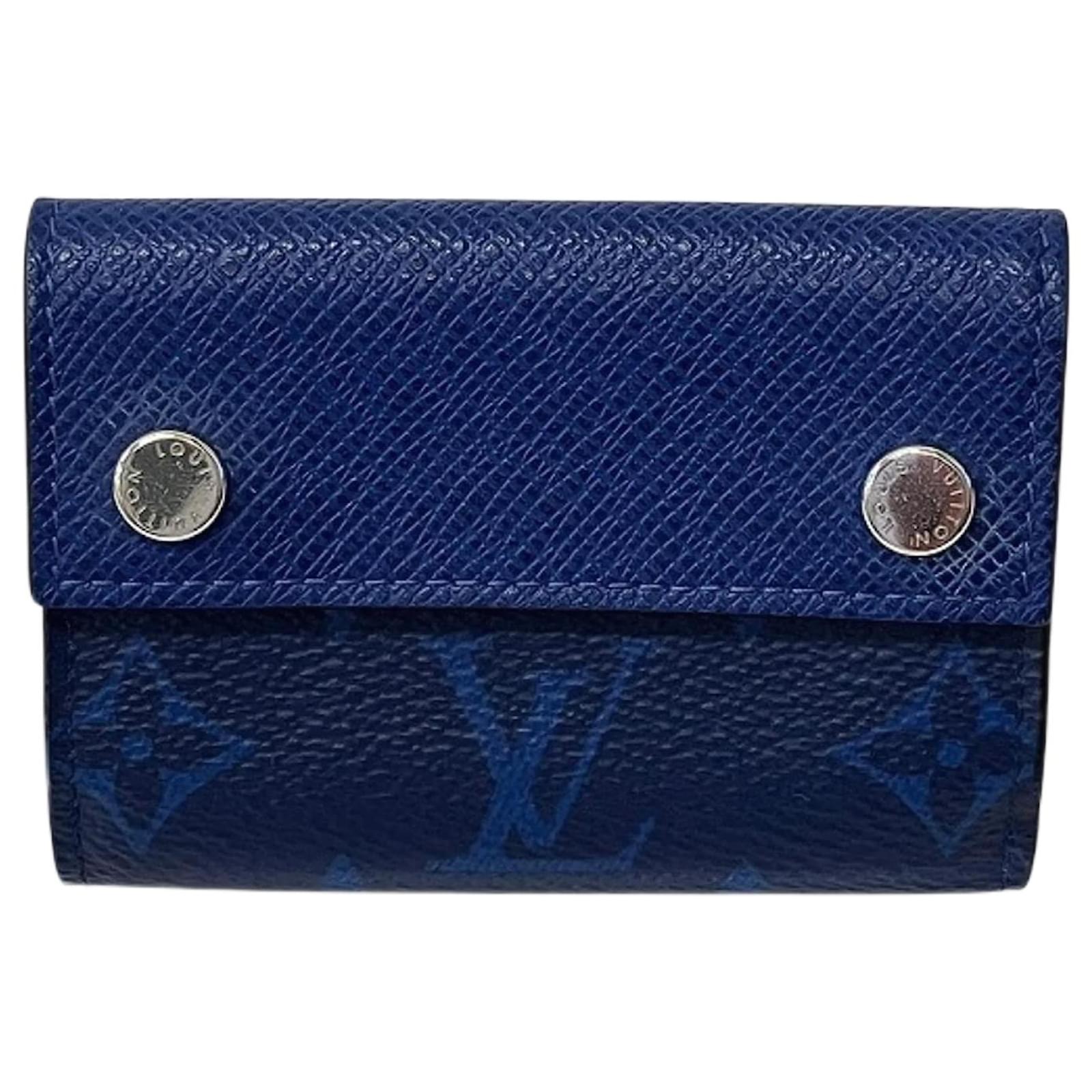 Louis Vuitton Taiga Lama Discovery Compact Wallet Blue Leather  ref.1928730
