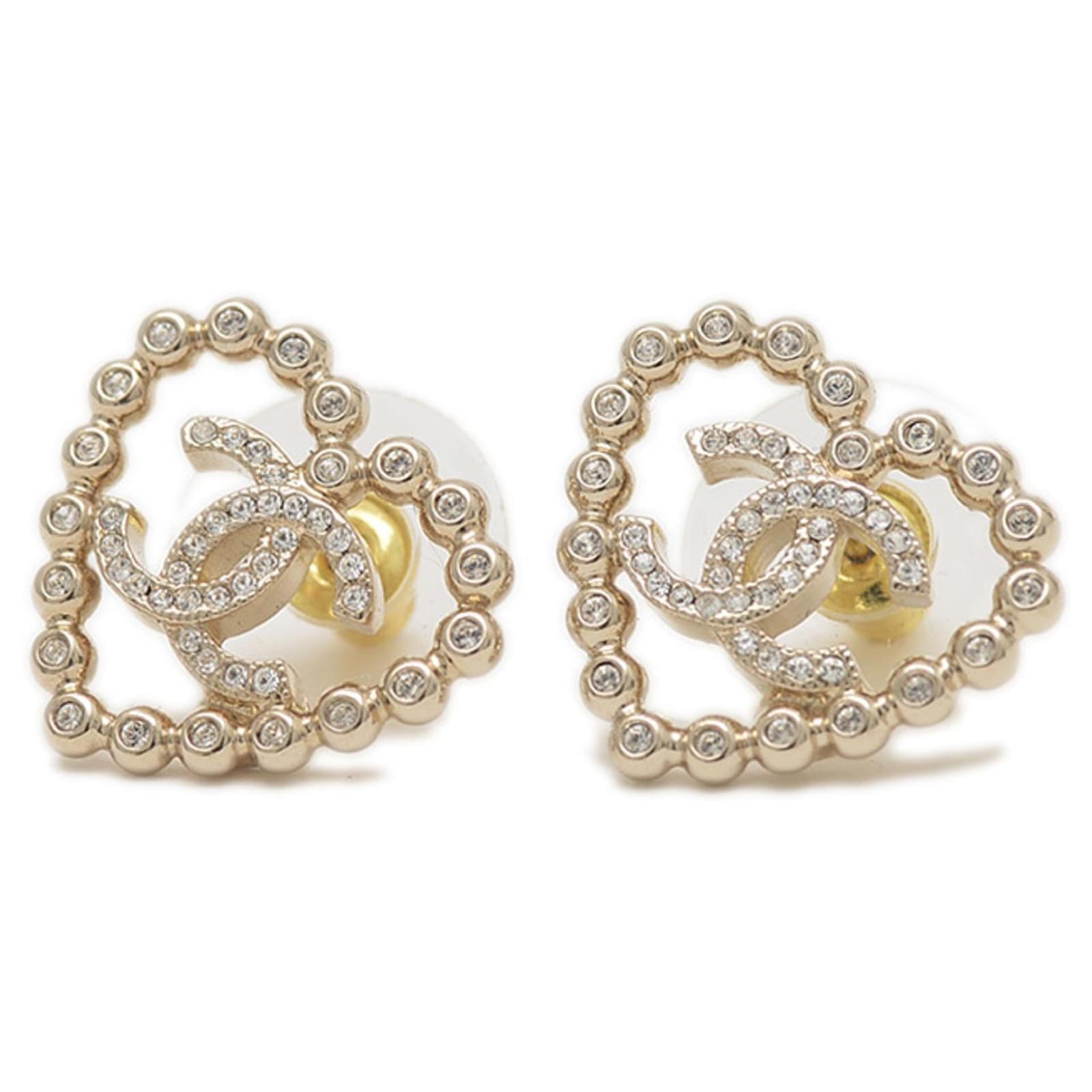 Chanel Coco Mark Heart Earrings Golden Metal  ref.2293938