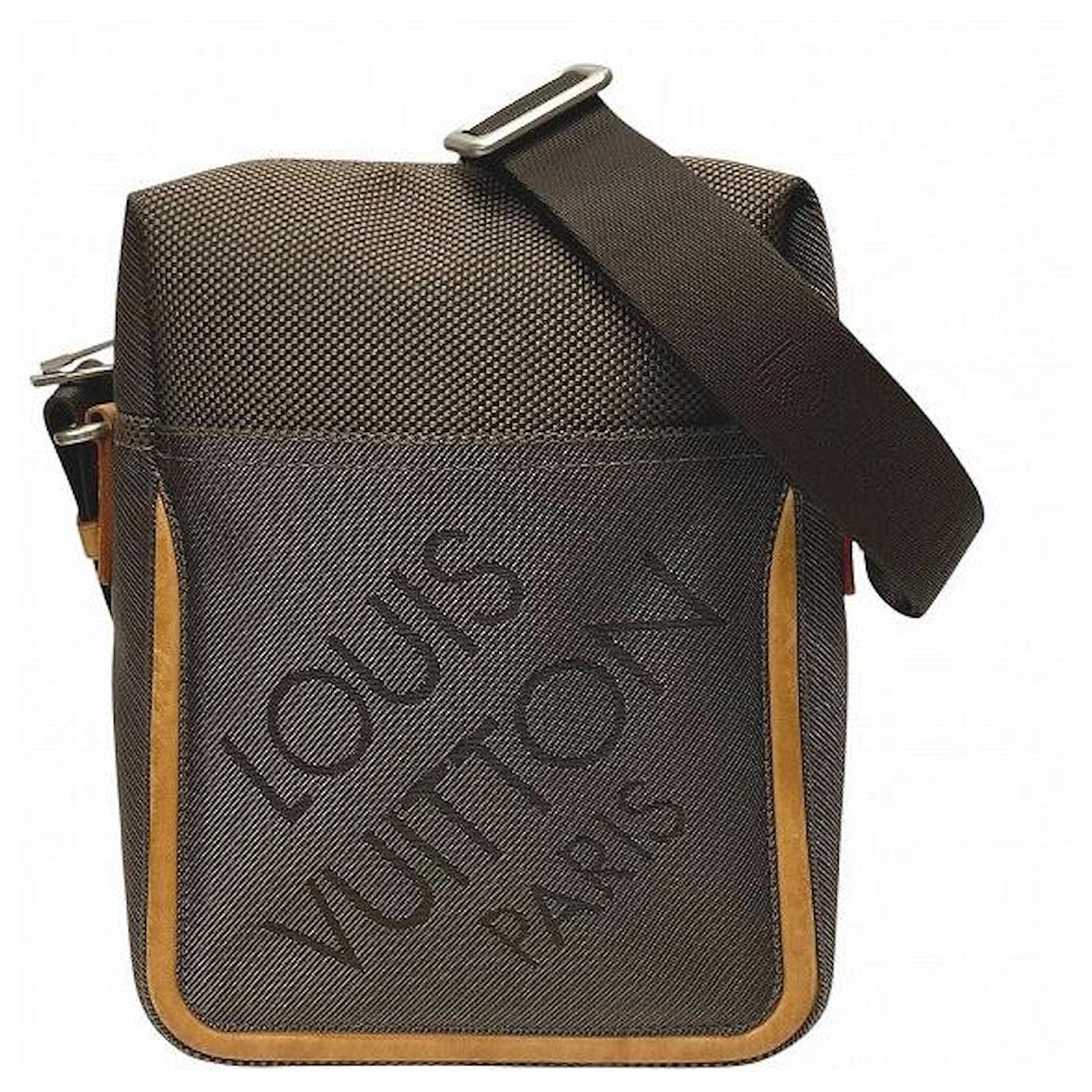Louis Vuitton Citadin Damier Geant Shoulder Bag Grey Cloth  ref.2240846