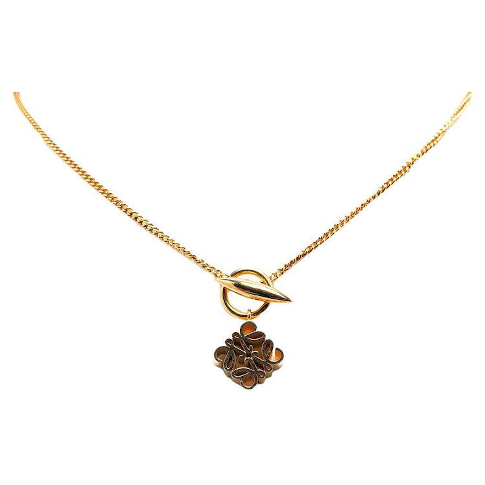 Loewe Anagram Cube Necklace Golden Metal  ref.1650110
