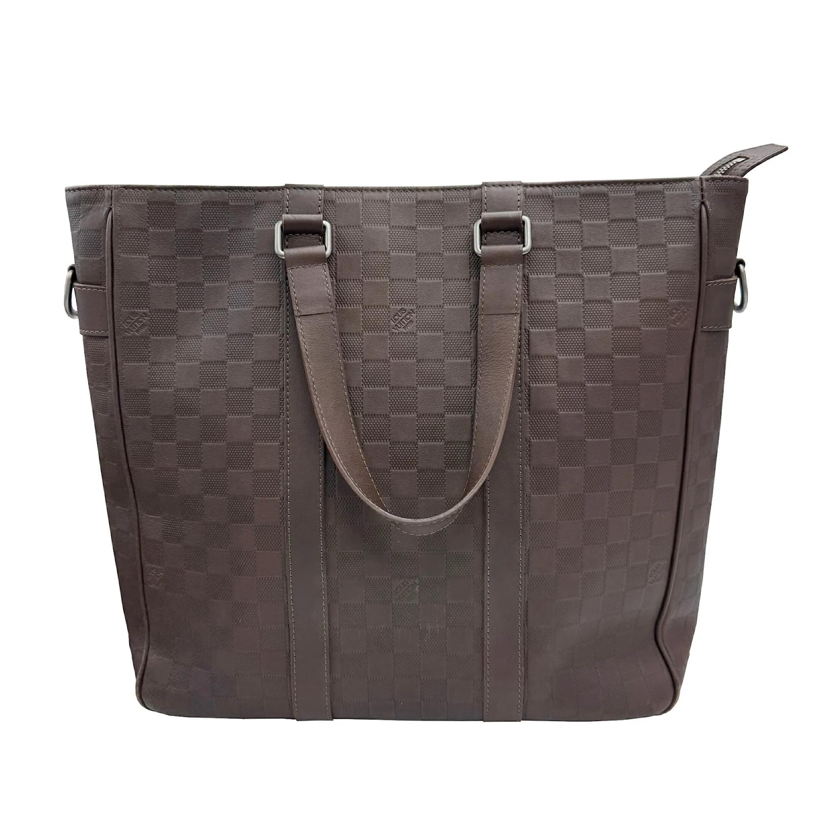 Louis Vuitton Neo Tadao Handbag Brown Cloth  ref.2231198