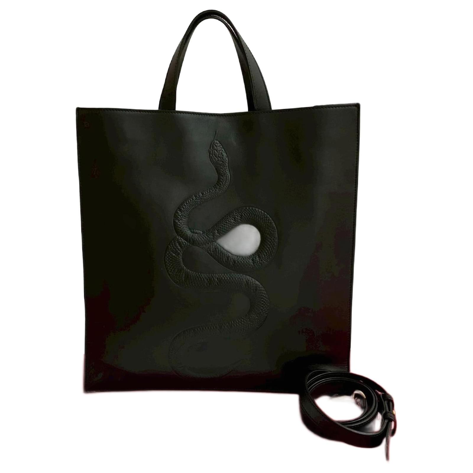 Gucci Kingsnake Embossed Leather 2way Handbag Black  ref.2229211