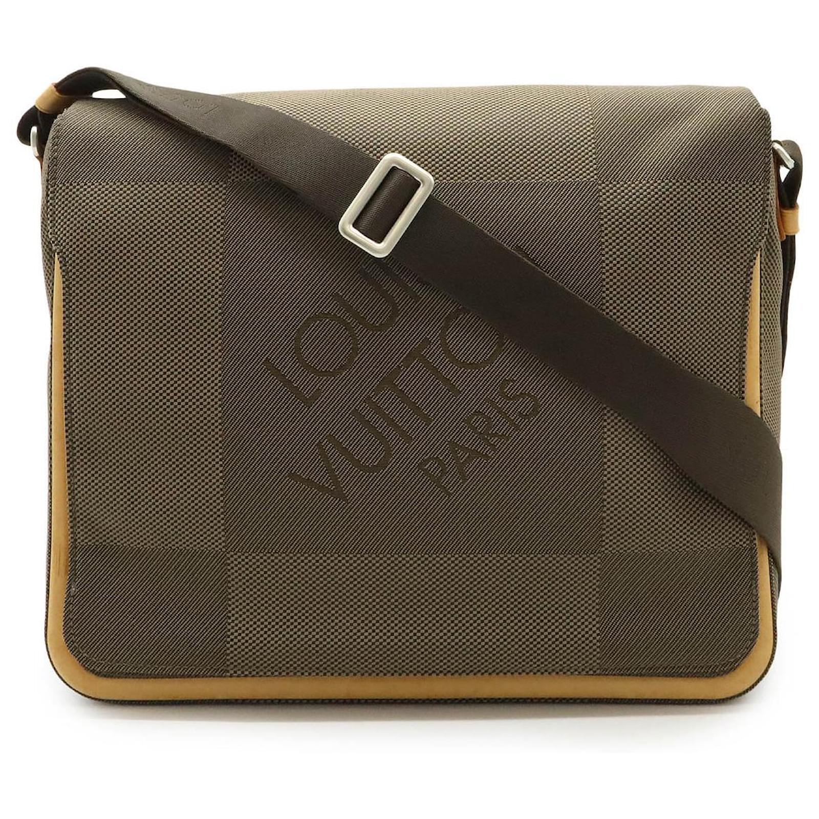 Louis Vuitton Messenger Damier Geant Shoulder Bag Grey Cloth  ref.2222892