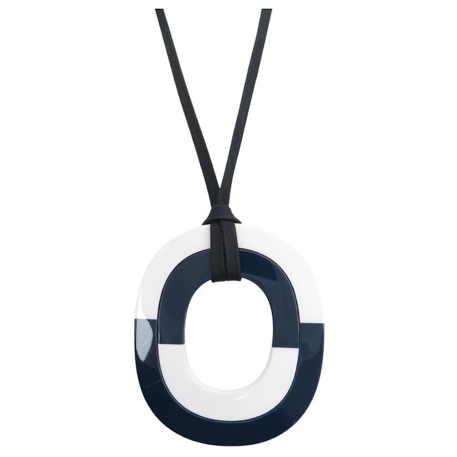 Hermès HERMES NECKLACE ISTHME PENDANT 40-80 BUFFALO HORN LACQUER 40-80 NECKLACE Gold-plated  ref.2299375